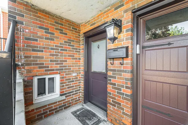 4190 Bishopstoke Lane, Mississauga 3