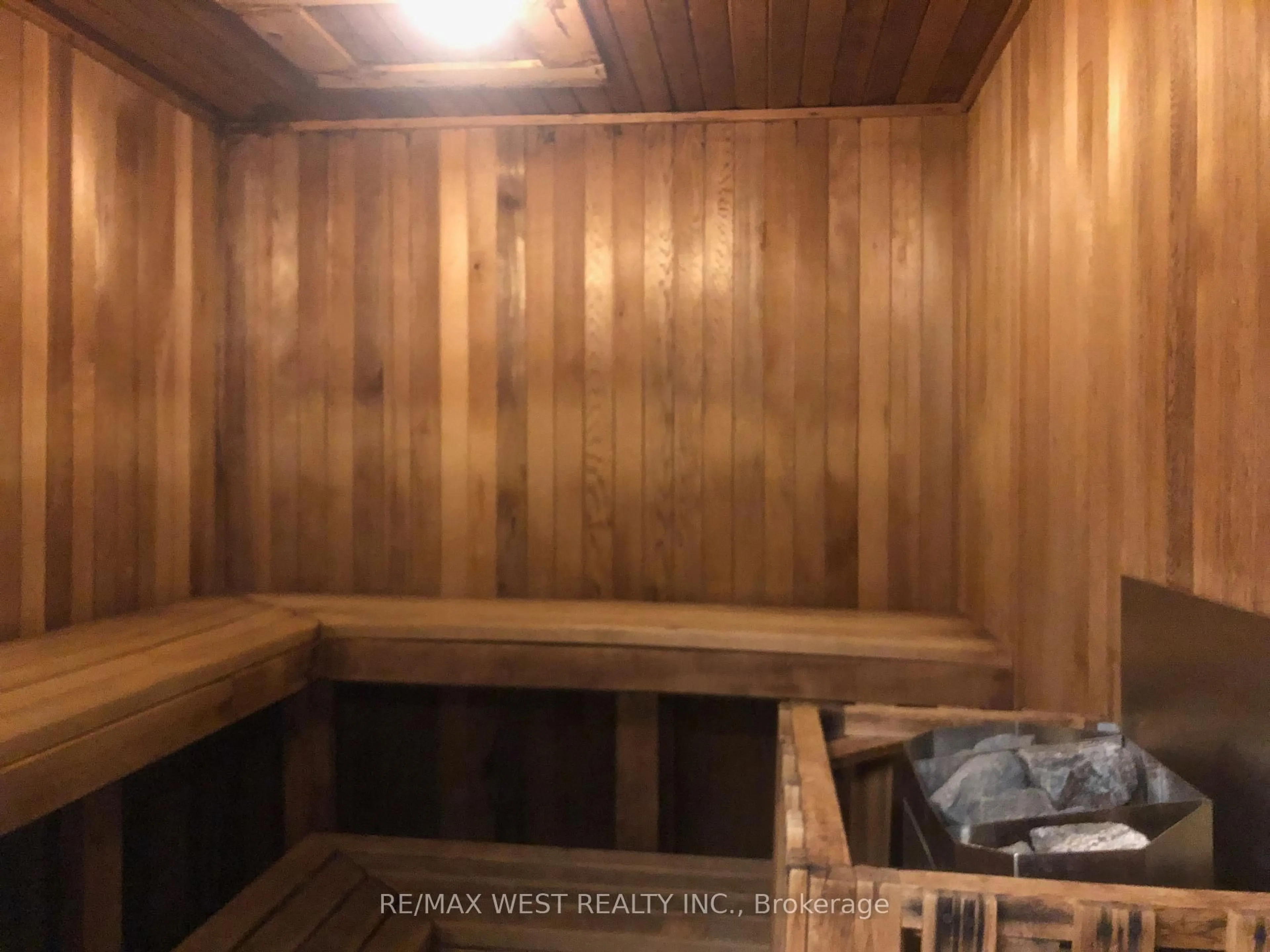 Unknown for 300 Webb Dr #1007, Mississauga Ontario L5B 3W3