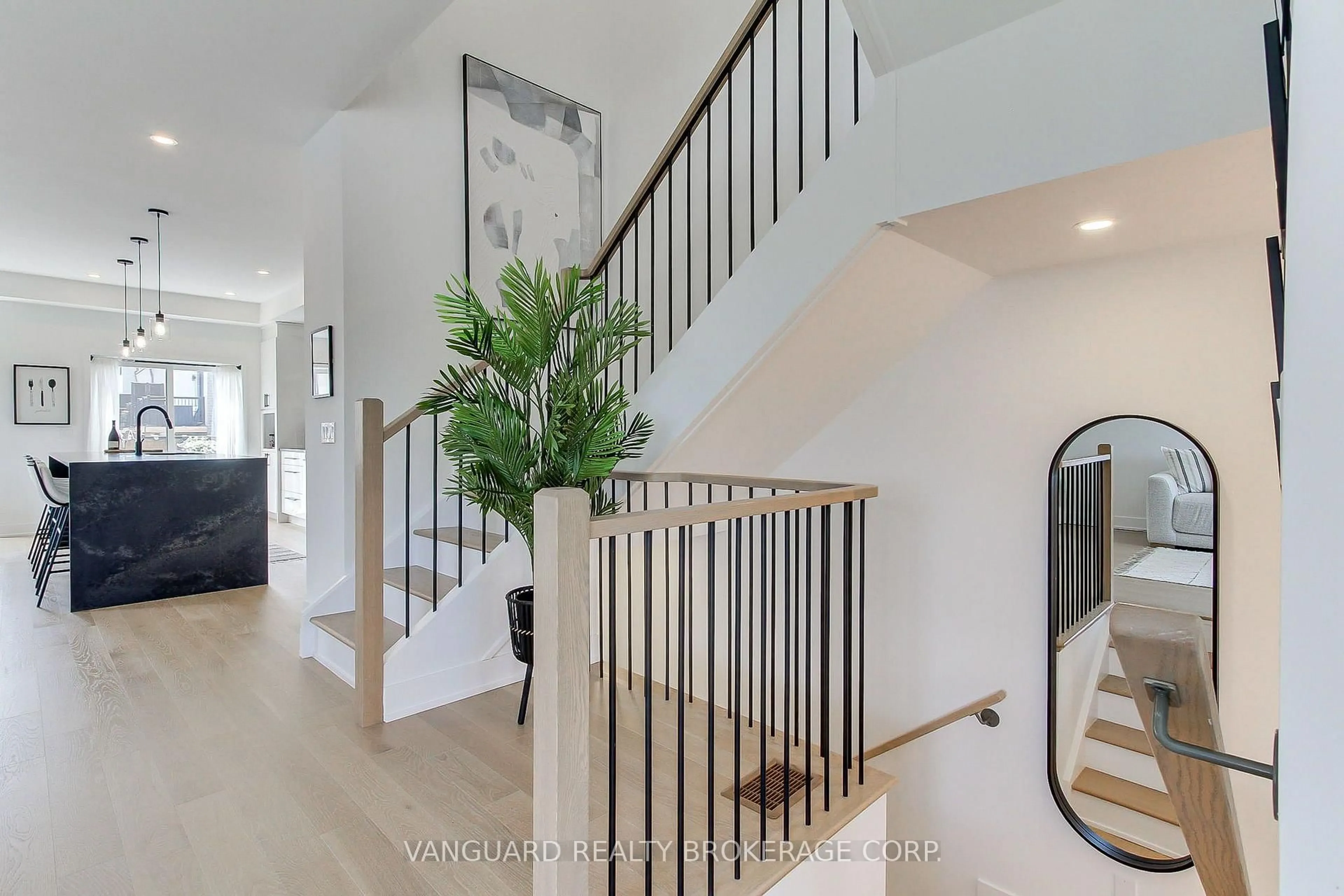 Indoor entryway for 146 Landsbridge St, Caledon Ontario L7E 2E1