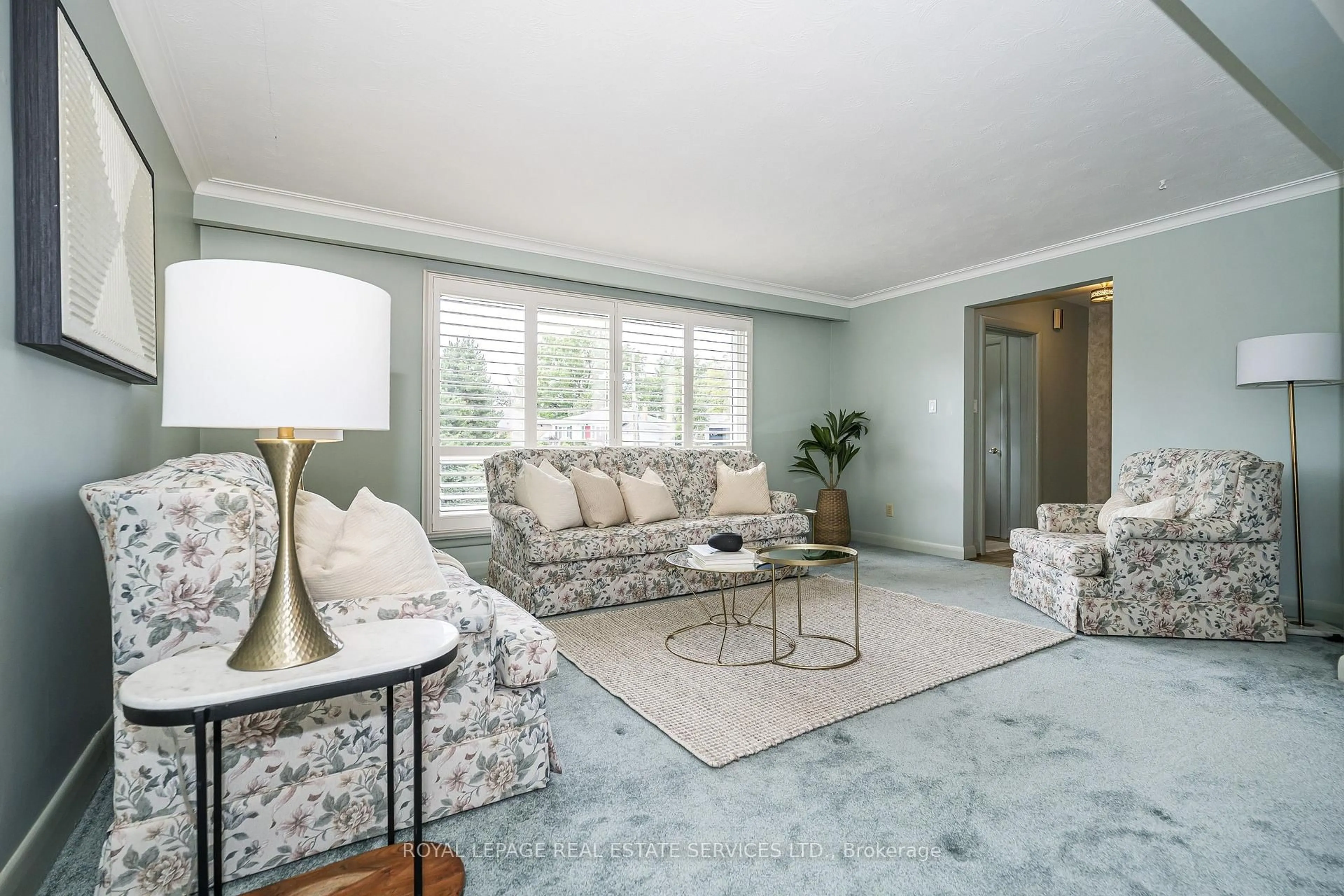 Living room with furniture, unknown for 8 Burwood Rd, Toronto Ontario M9B 2W5
