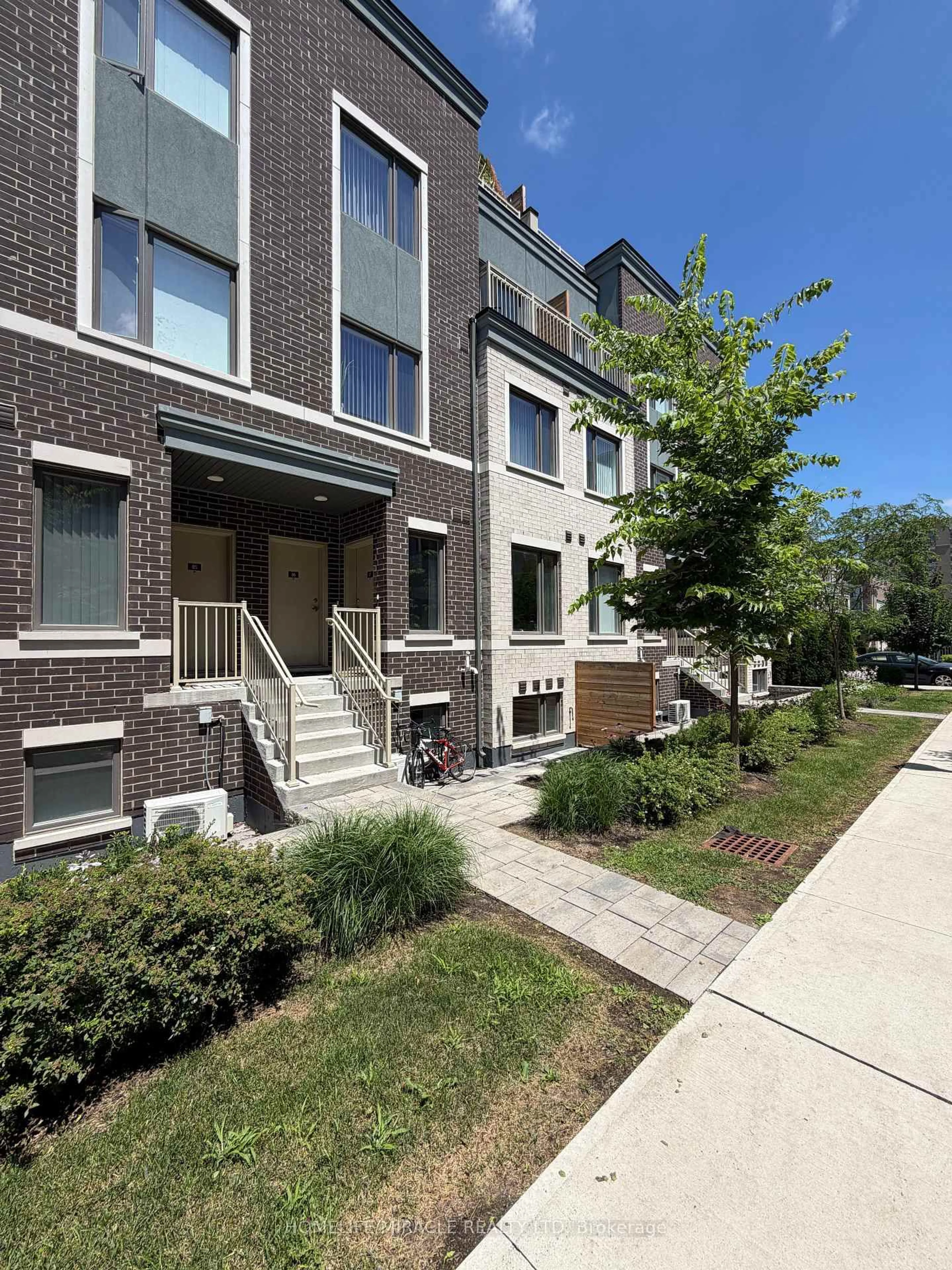 Home with brick exterior material, street for 20 William Jackson Way #87, Toronto Ontario M8V 0J7