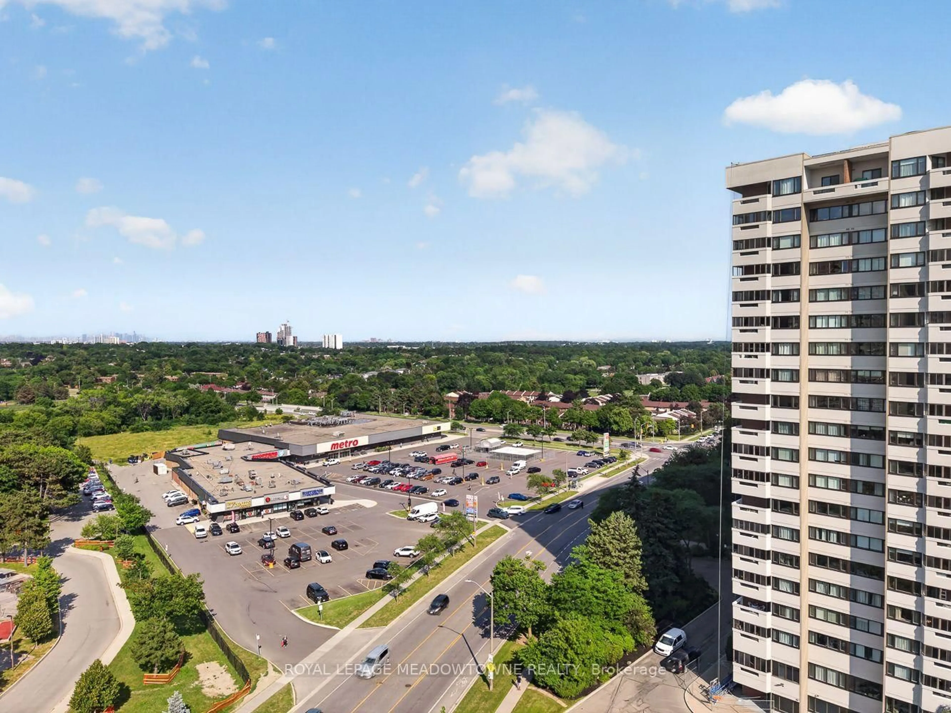 A pic from outside/outdoor area/front of a property/back of a property/a pic from drone, city buildings view from balcony for 1580 Mississauga Valley Blvd #1501, Mississauga Ontario L5A 3T8