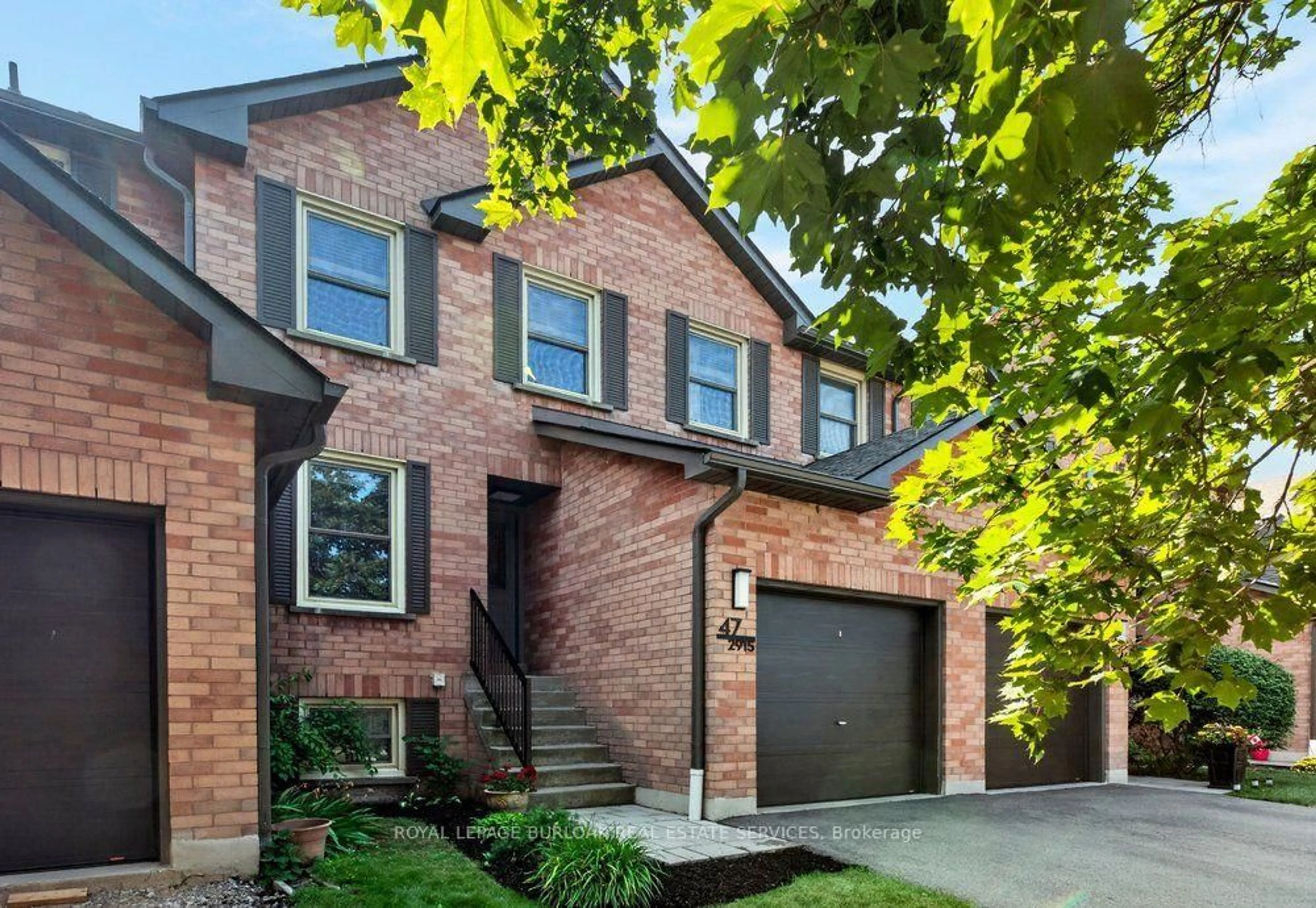 Home with brick exterior material, street for 2915 Headon Forest Dr #47, Burlington Ontario L7M 3Z6