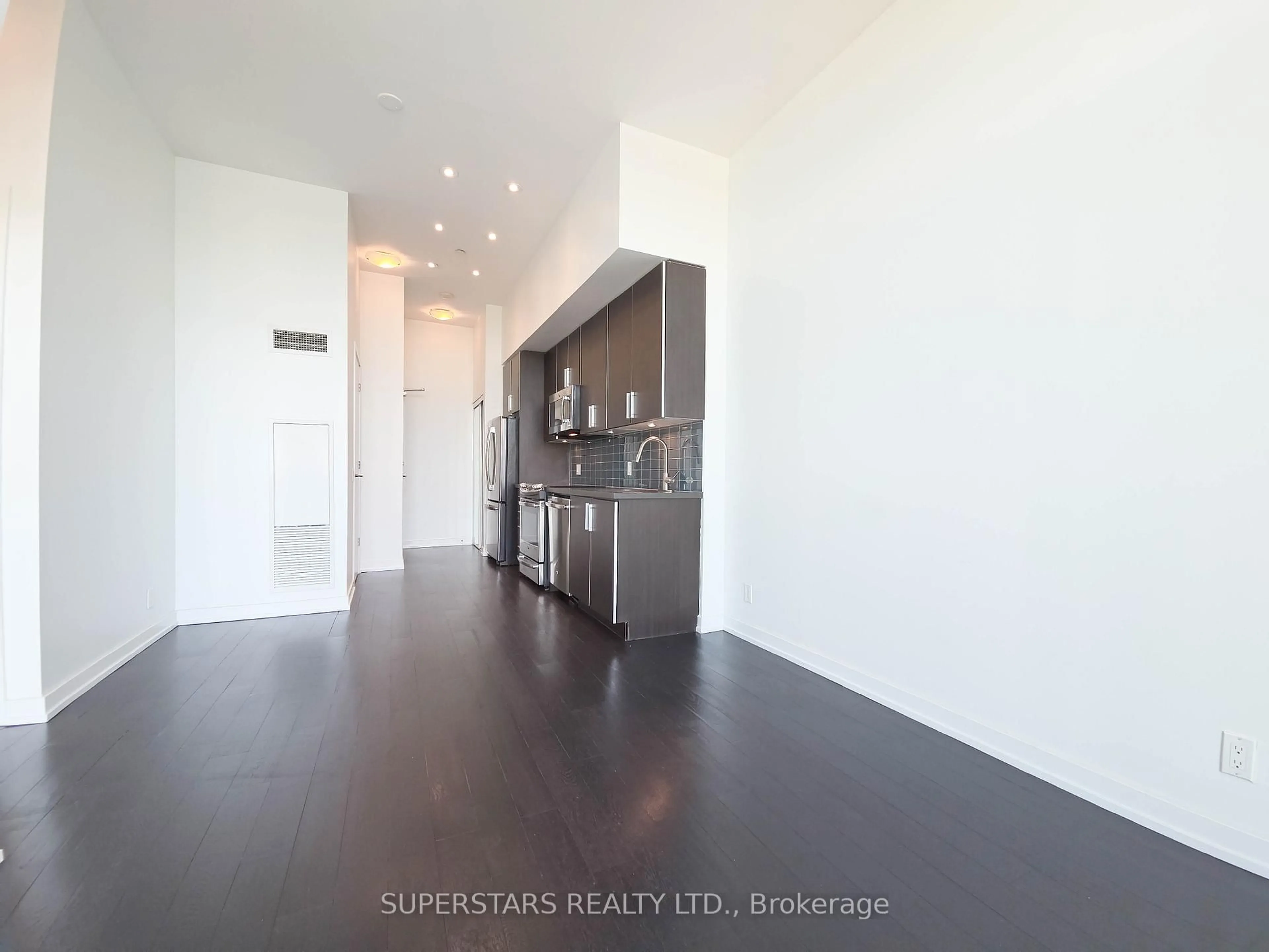 Unknown for 2200 Lake Shore Blvd #Ph06, Toronto Ontario M8V 1A4