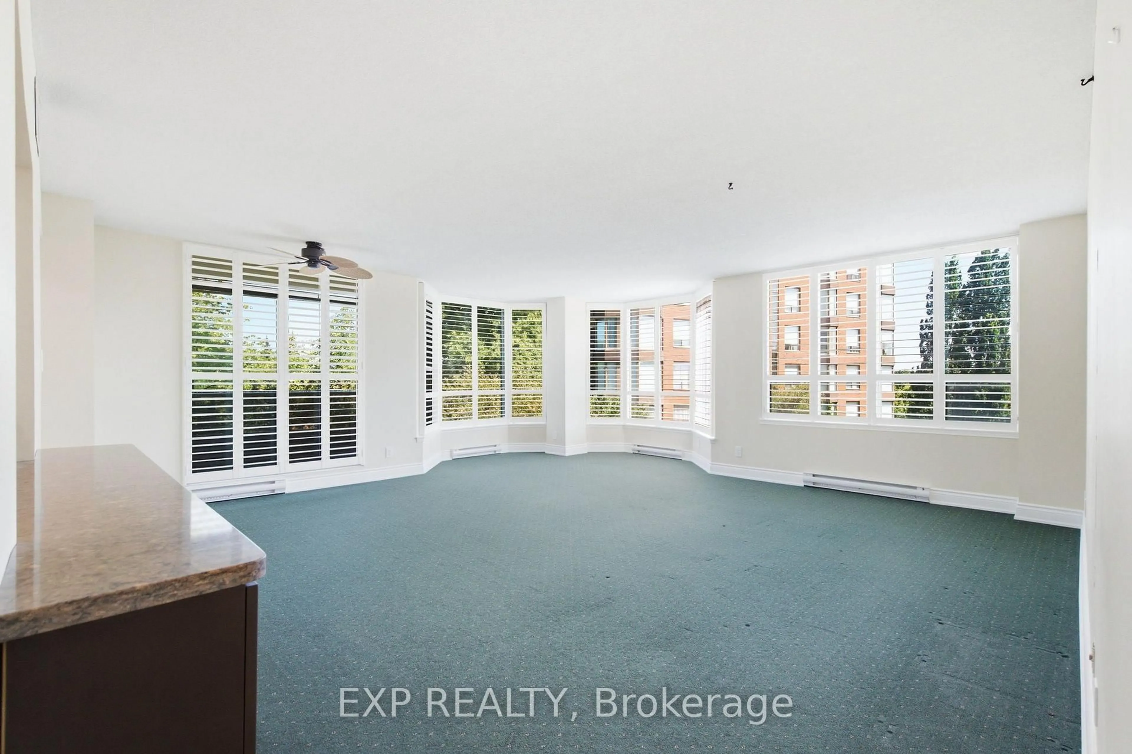 Unknown for 1903 Pilgrims Way #302, Oakville Ontario L6M 2X1