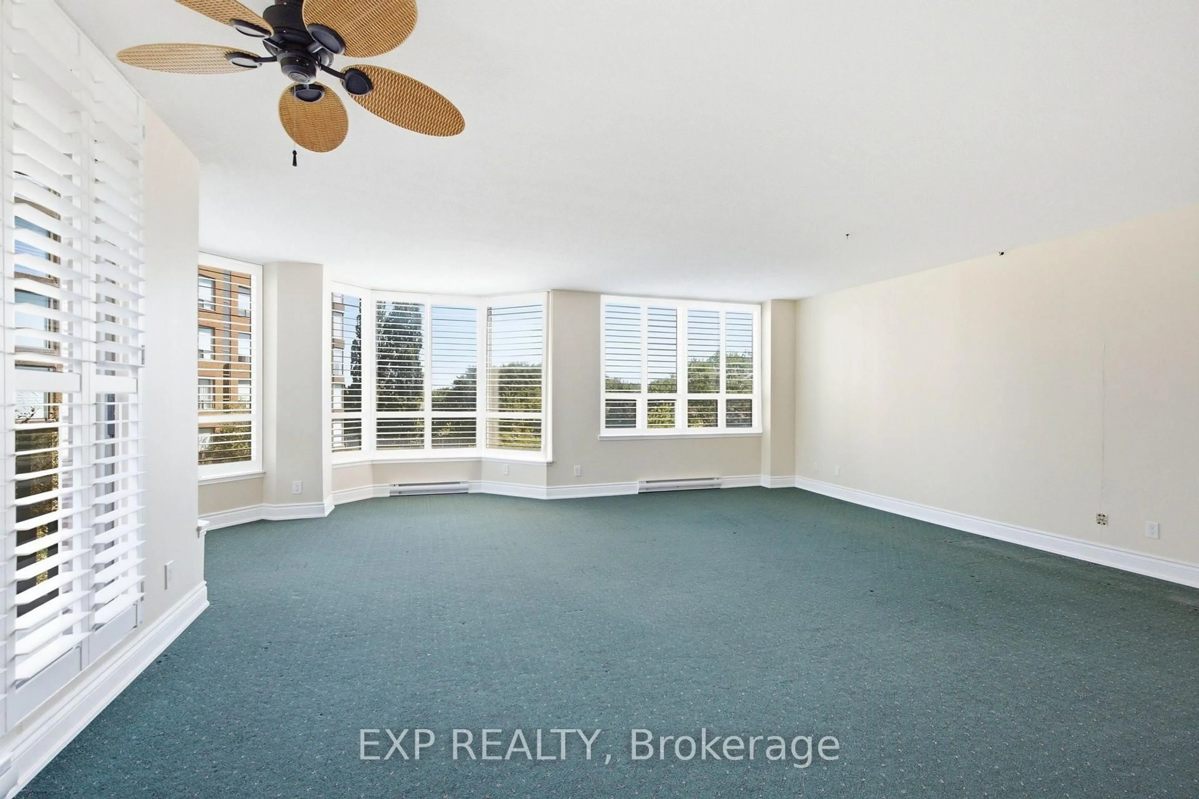 A pic of a room for 1903 Pilgrims Way #302, Oakville Ontario L6M 2X1