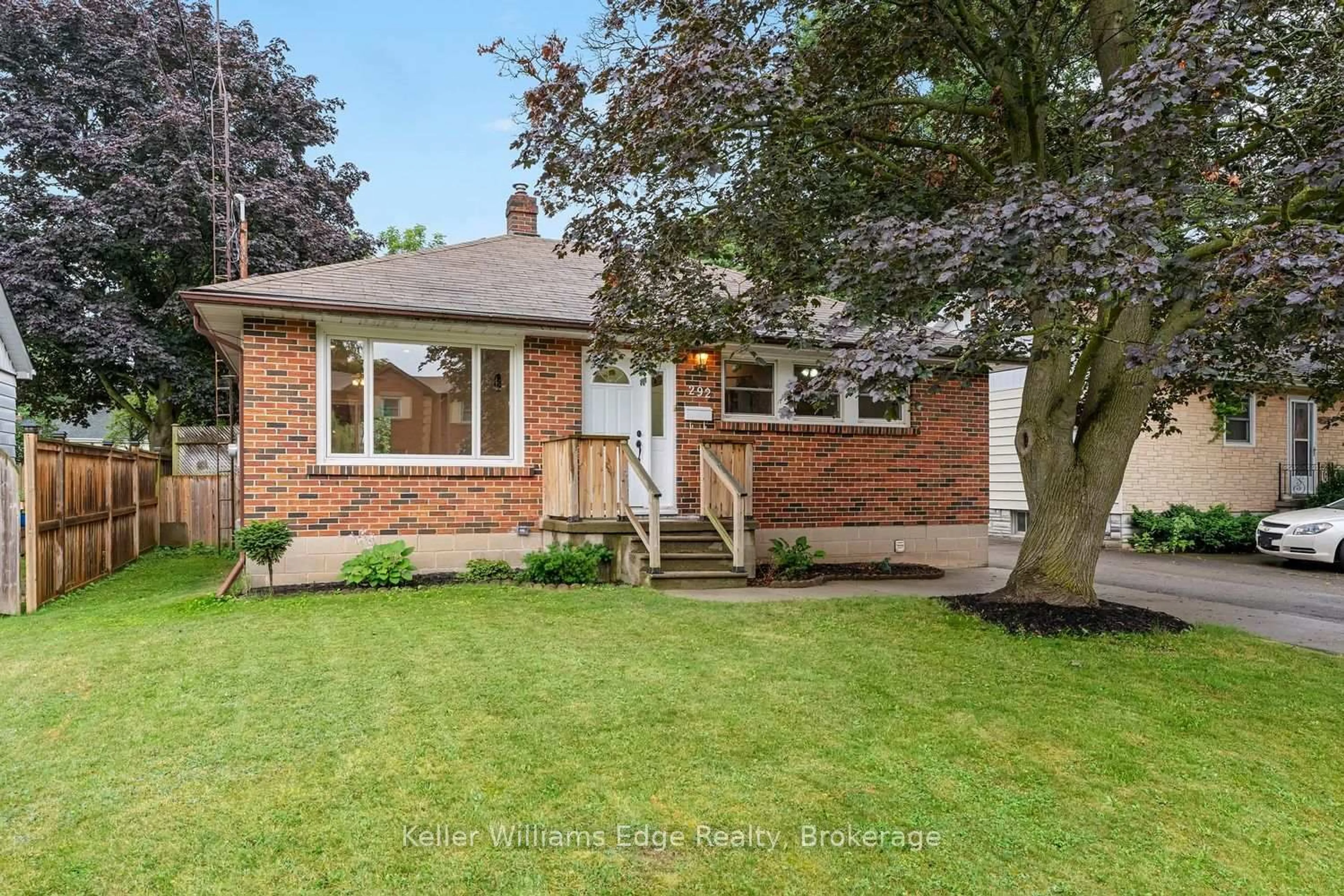 Home with brick exterior material, street for 292 Mill St, Halton Hills Ontario L7J 1J9