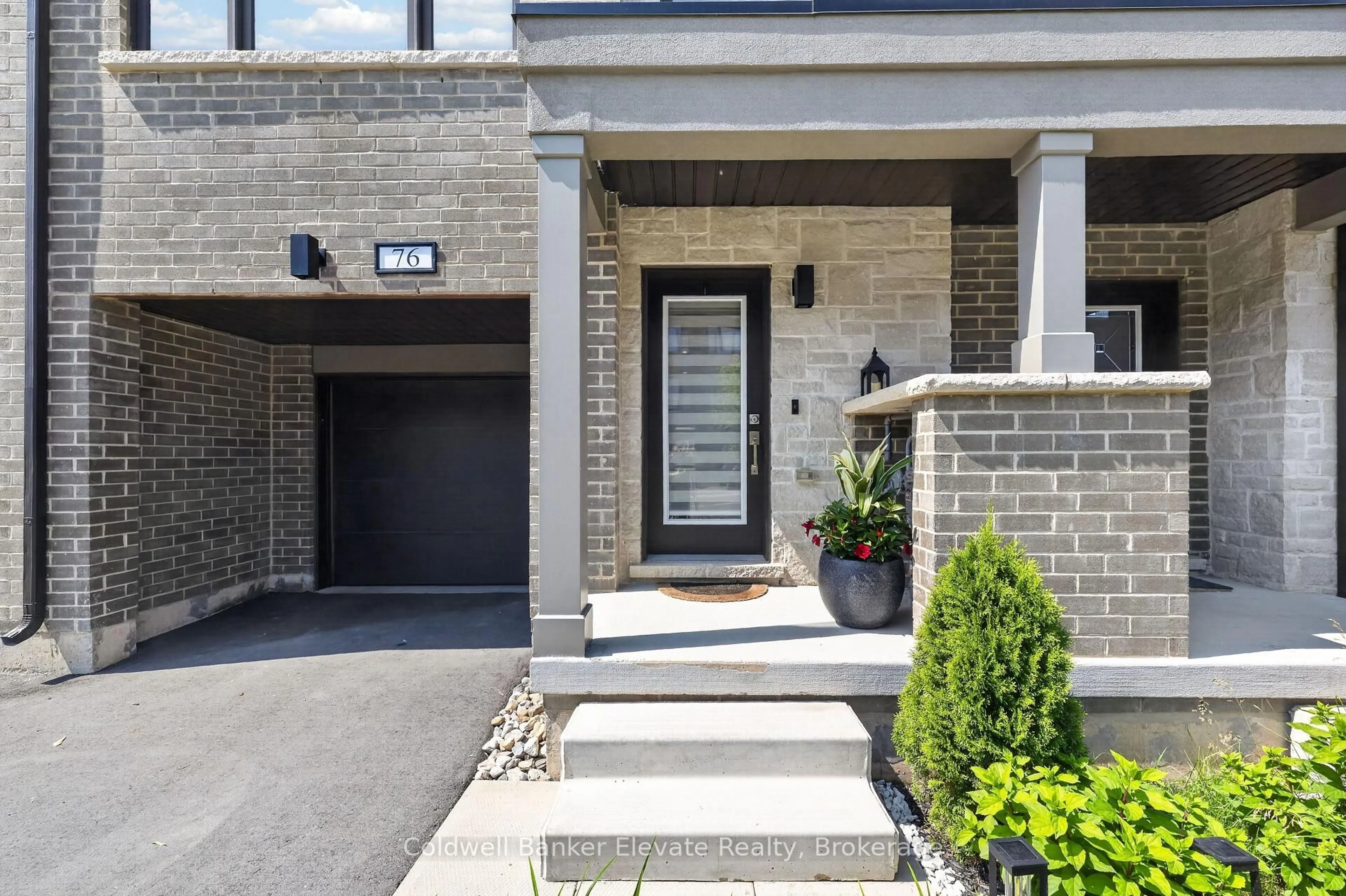 Home with brick exterior material, street for 76 Windtree Way, Halton Hills Ontario L7G 0P6