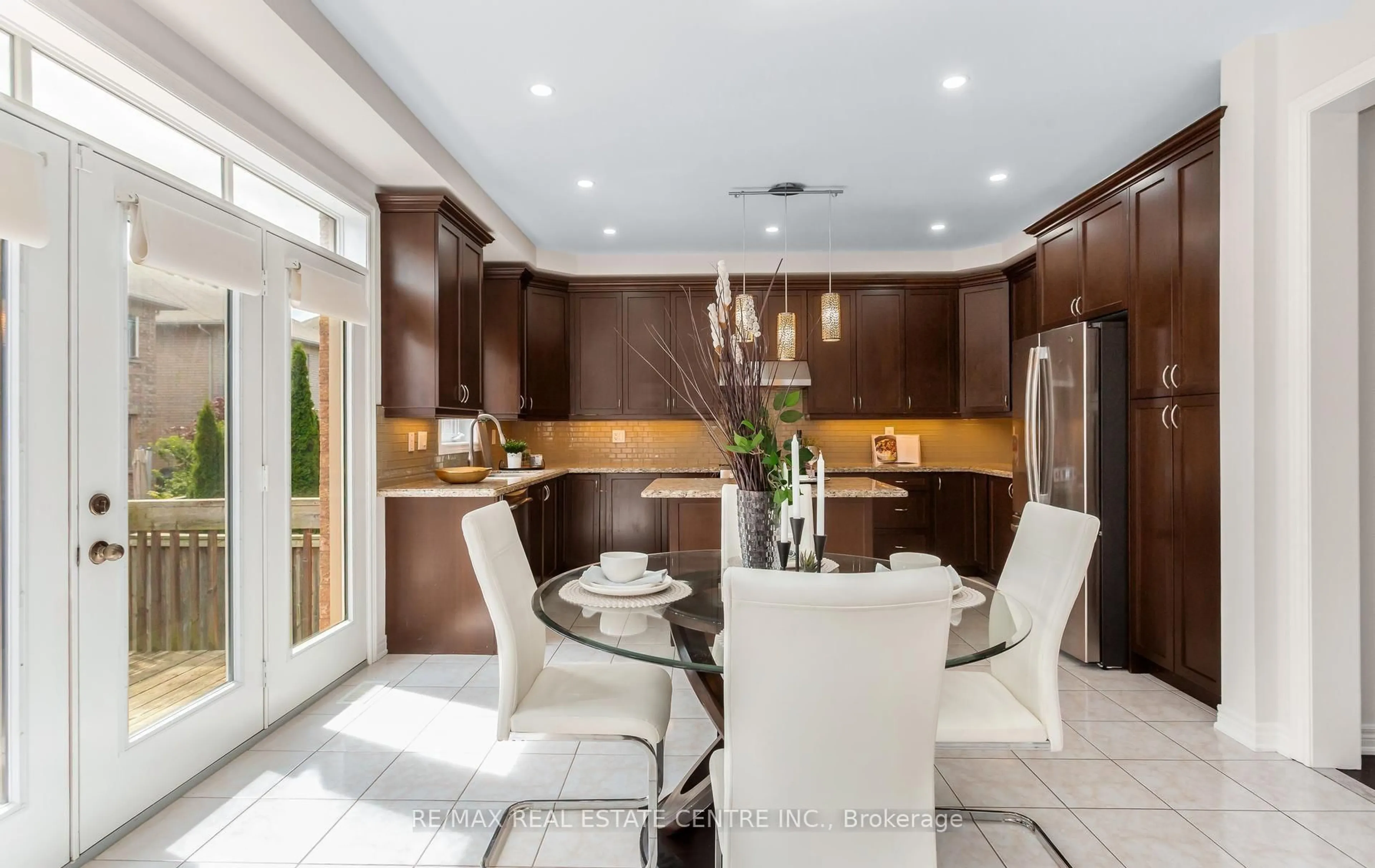 Contemporary kitchen, ceramic/tile floor for 4640 Erwin Rd, Burlington Ontario L7M 0L6