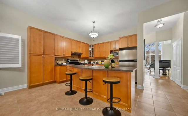 31 Saint Hubert Dr, Brampton 4