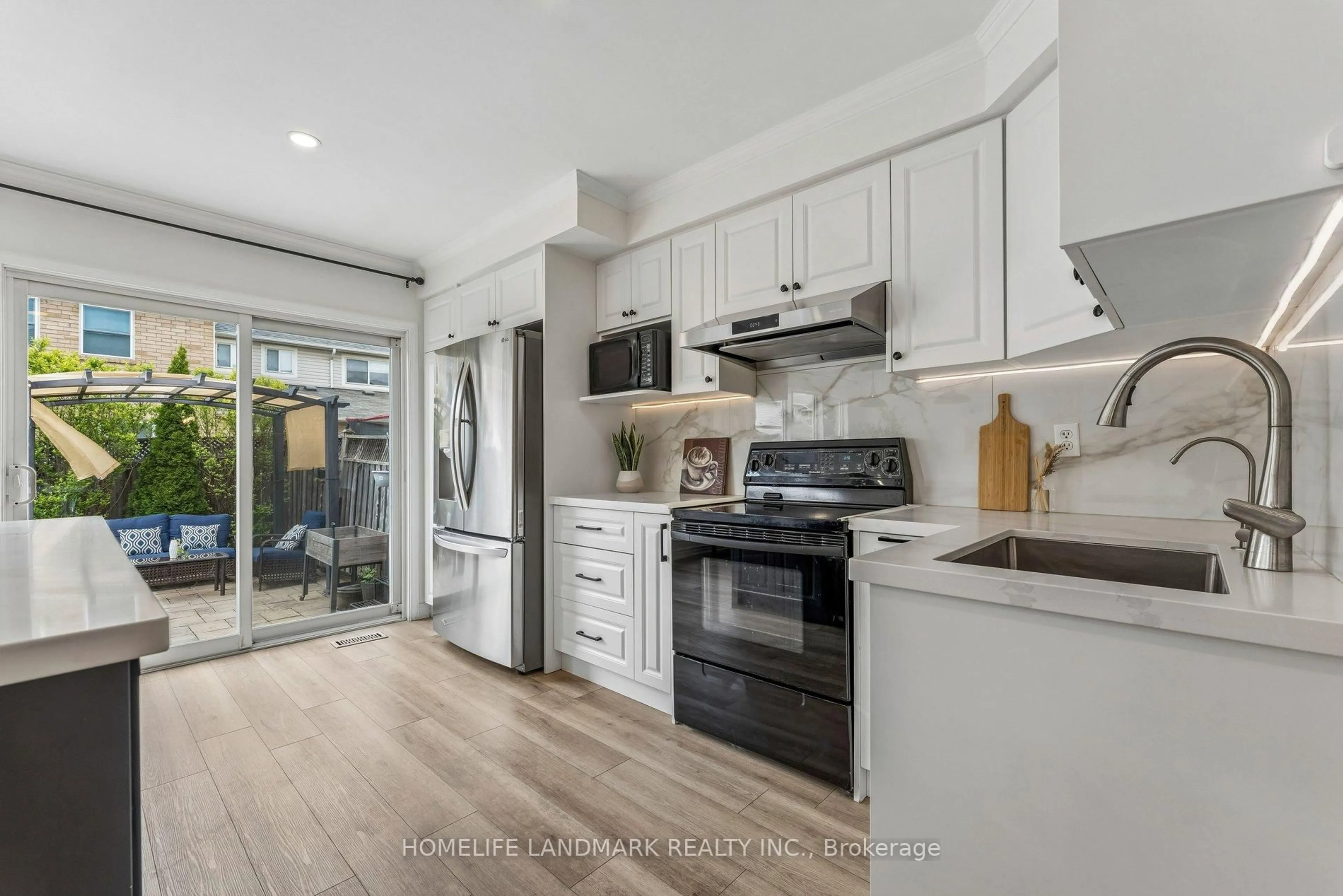 Open concept kitchen, unknown for 1080 Cooper Ave, Milton Ontario L9T 6A9