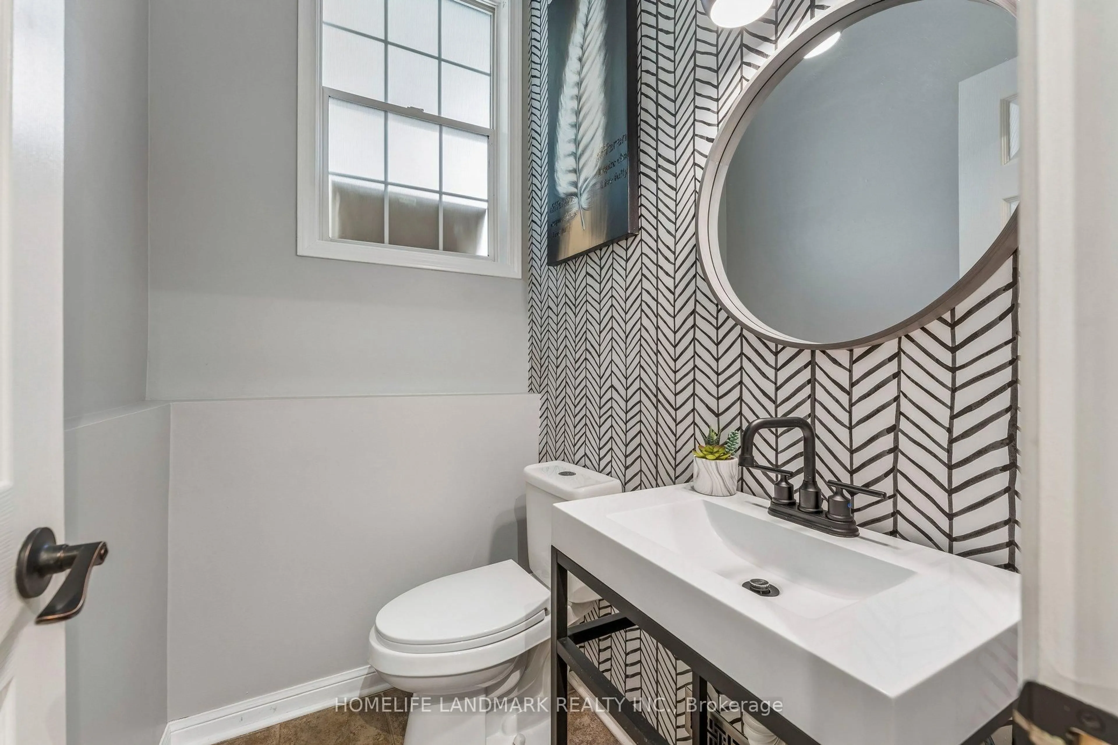 Contemporary bathroom, ceramic/tile floor for 1080 Cooper Ave, Milton Ontario L9T 6A9