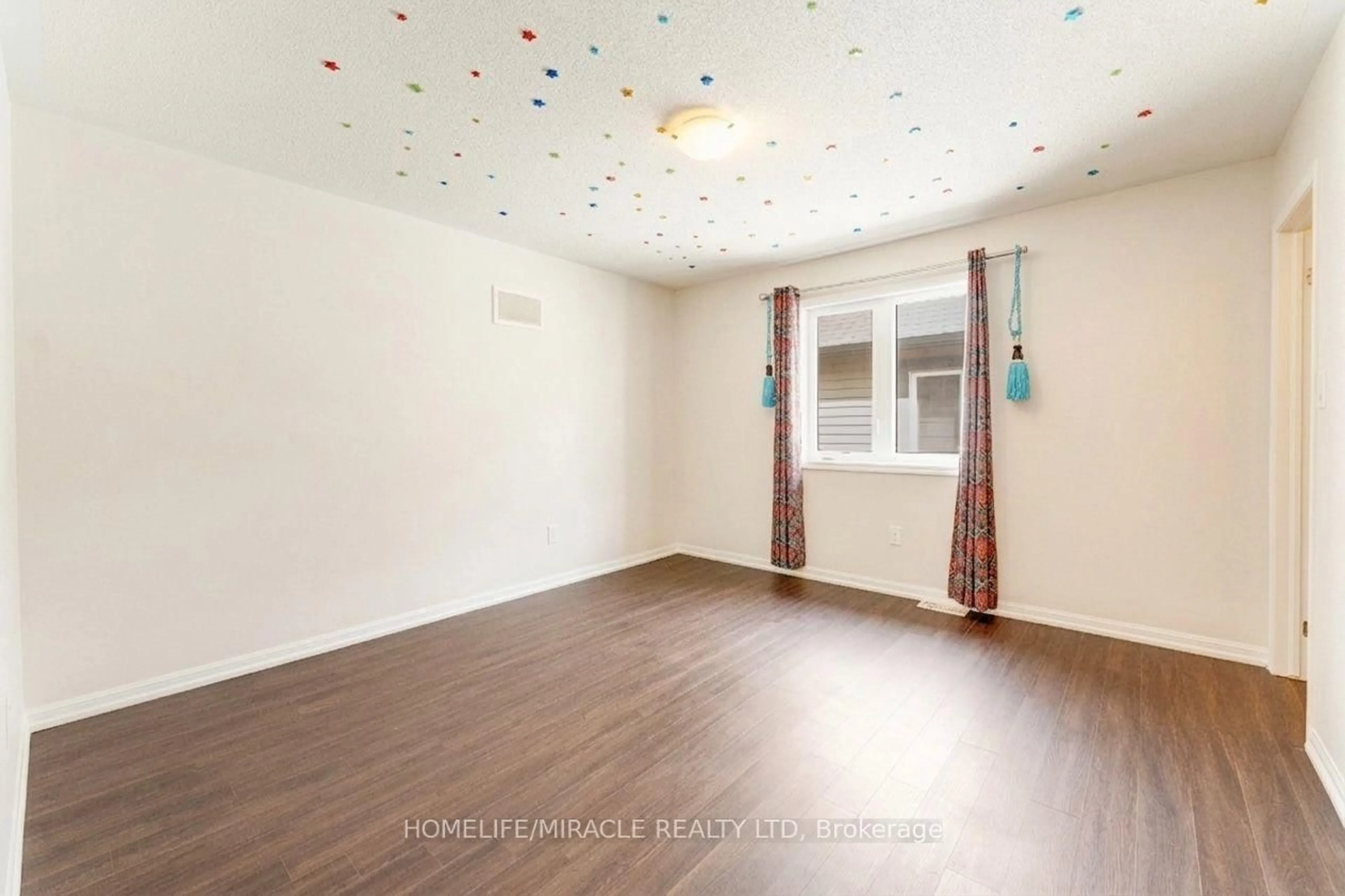 A pic of a room for 16 Hasker Rd, Brampton Ontario L7A 0Y5
