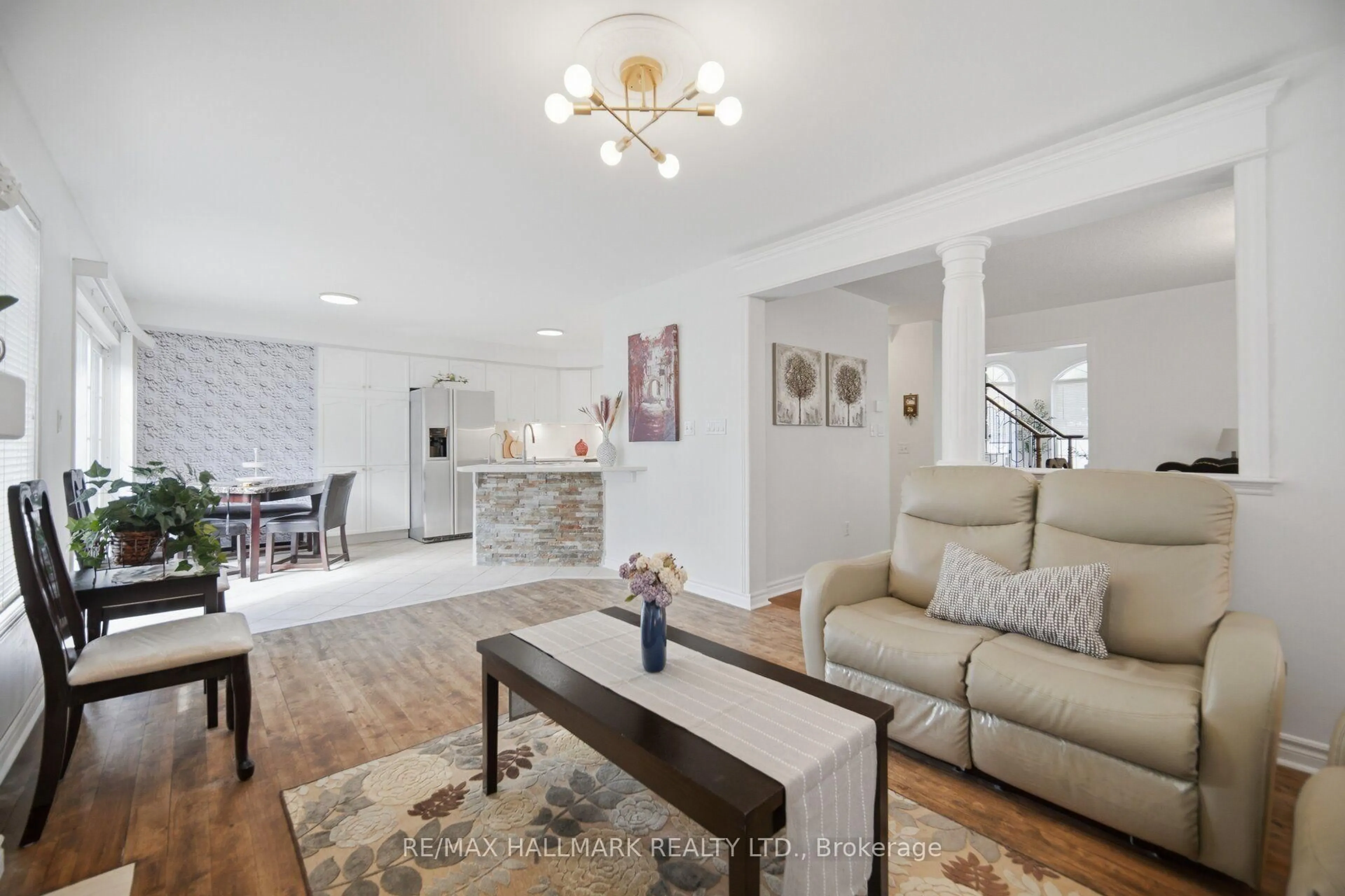 Living room with furniture, unknown for 641 Marley Cres, Milton Ontario L9T 5V2
