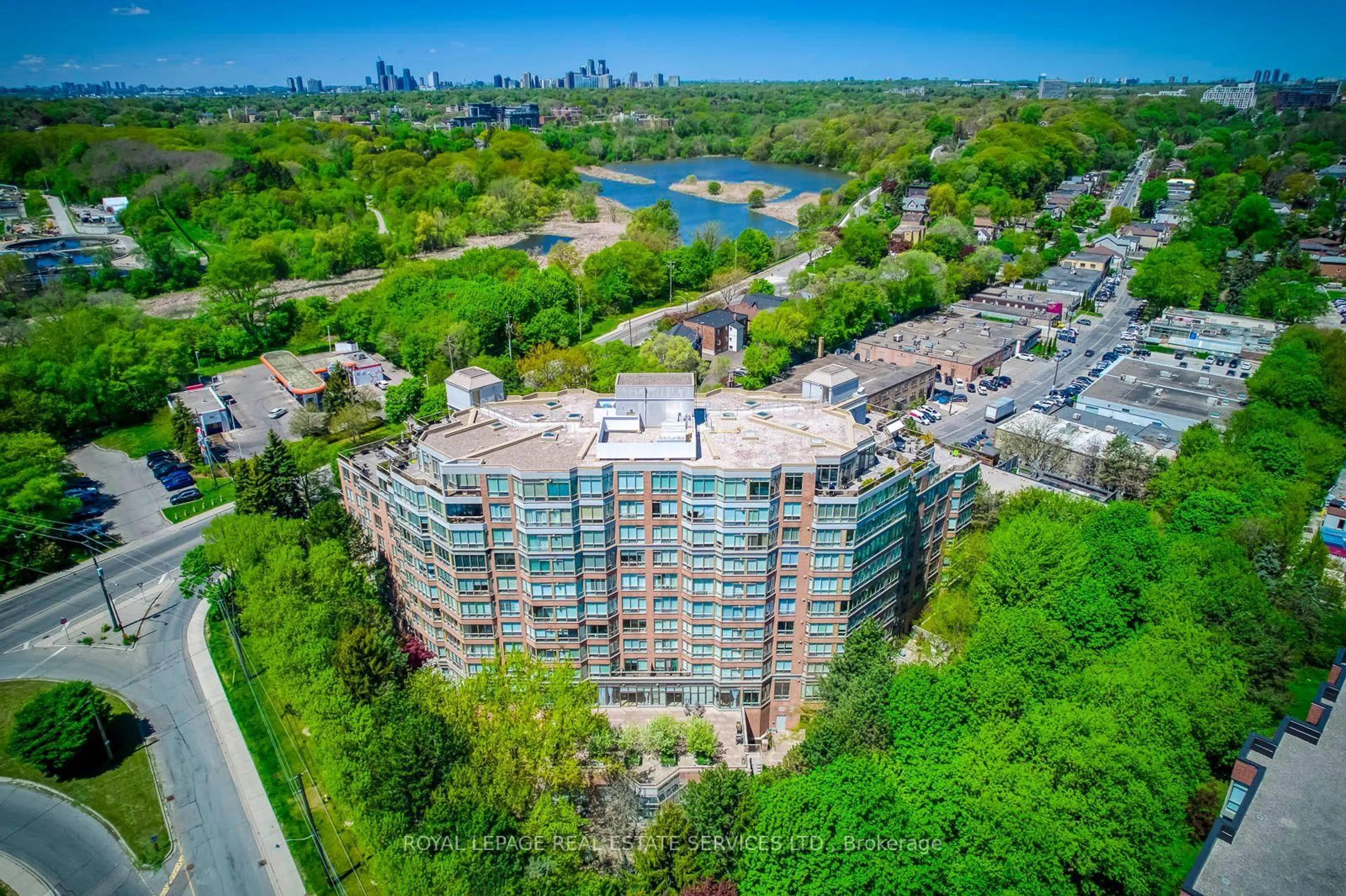 A pic from outside/outdoor area/front of a property/back of a property/a pic from drone, city buildings view from balcony for 1 Ripley Ave #403, Toronto Ontario M6S 4Z6