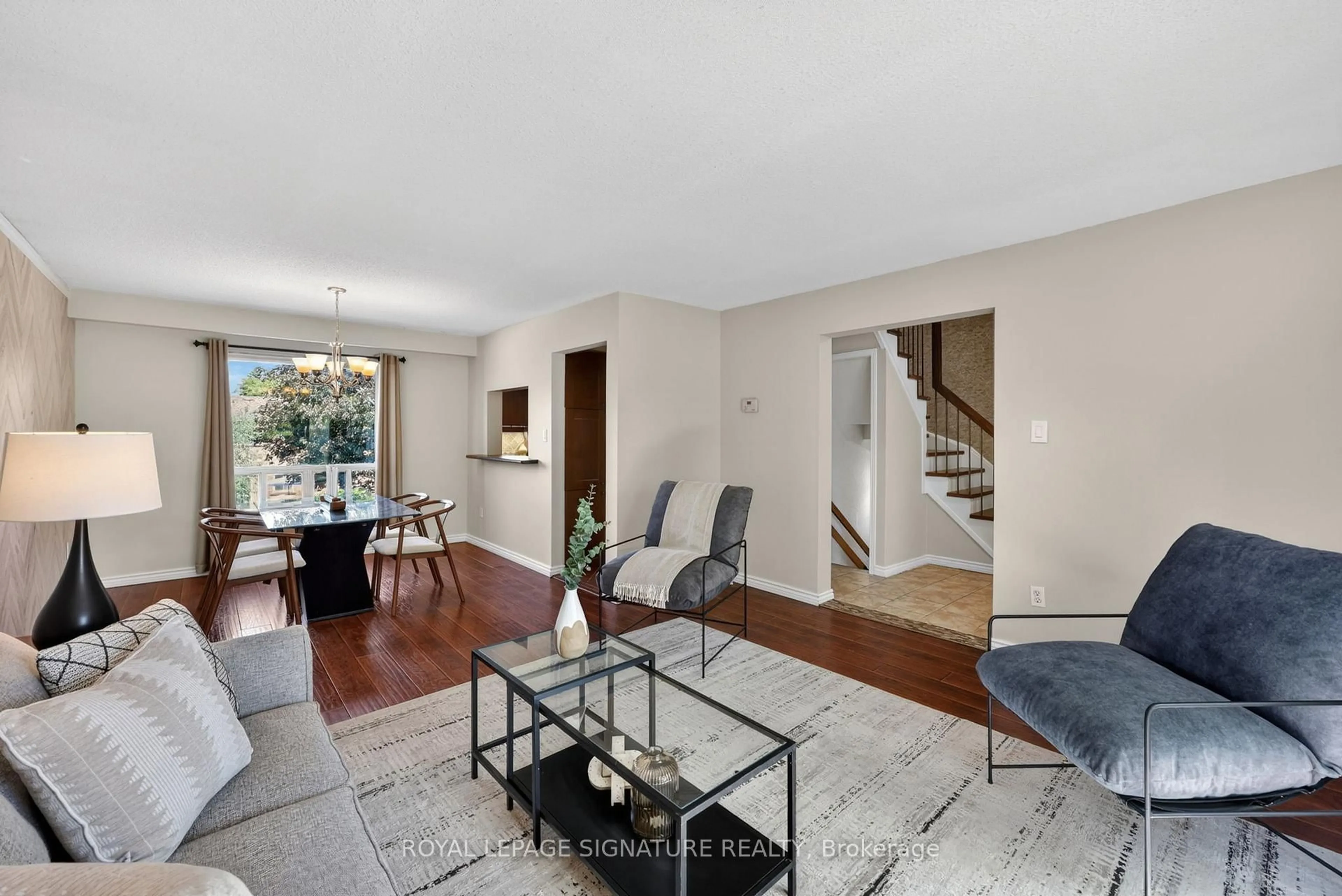 Living room with furniture, unknown for 29 Mansfield St, Brampton Ontario L6S 2X8