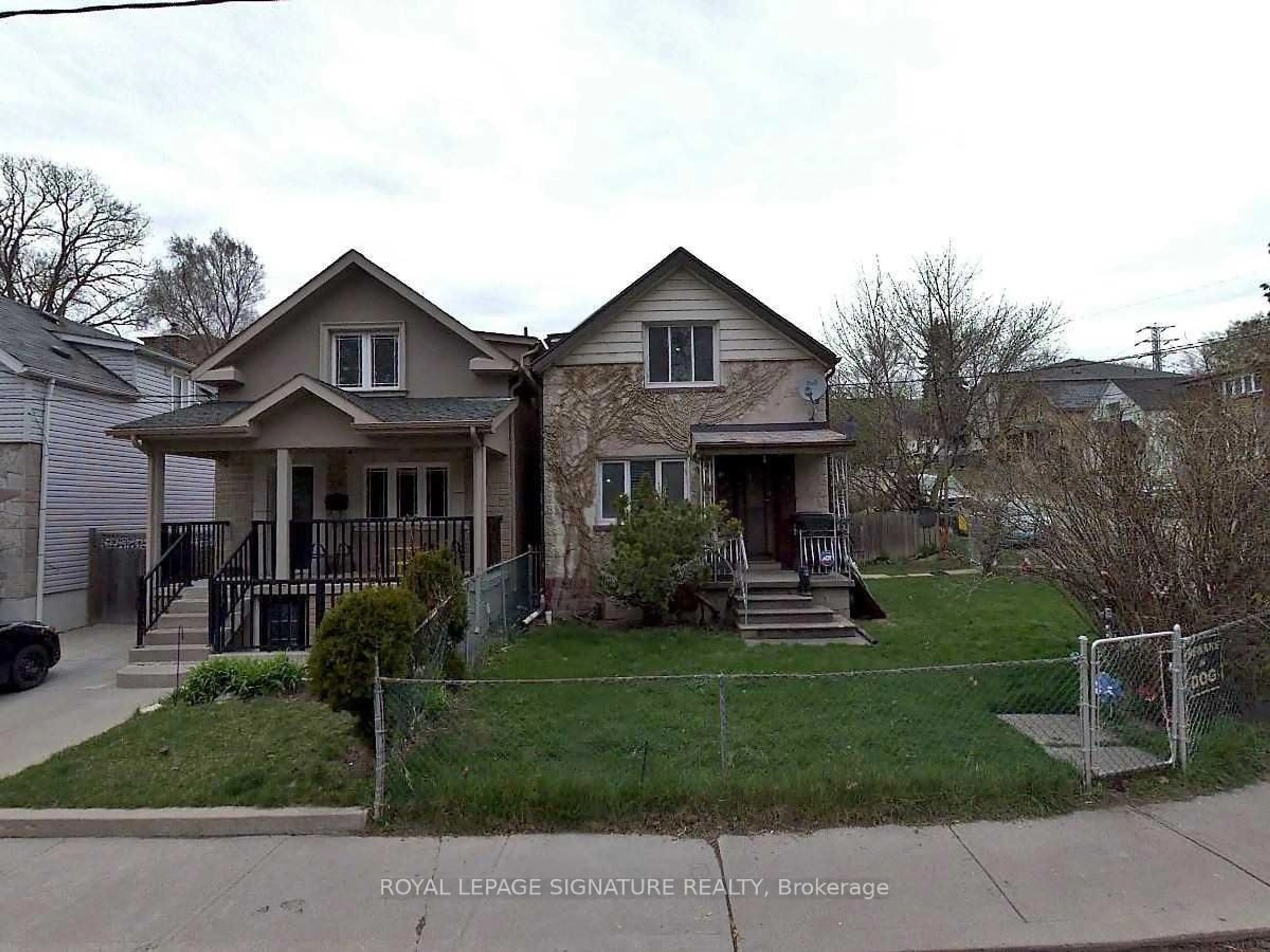 Unknown for 18 Dunraven Dr, Toronto Ontario M6M 1H1