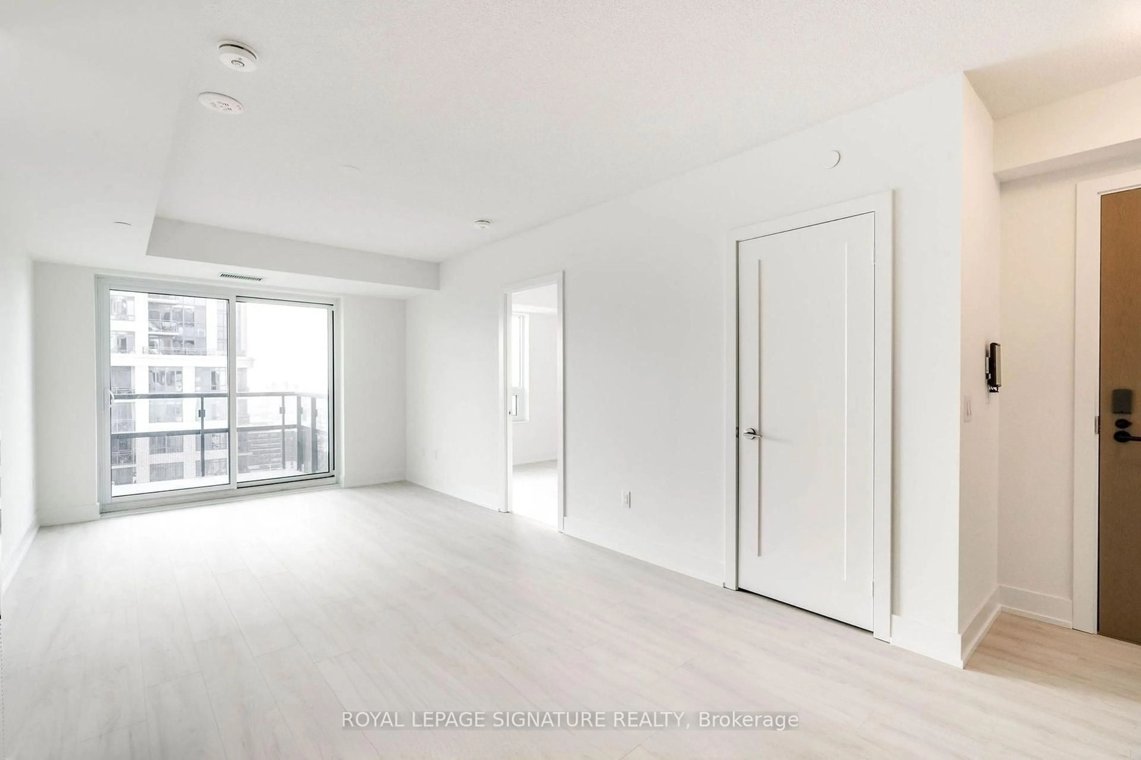 A pic of a room for 10 Eva Rd #2501, Toronto Ontario M9C 0B3