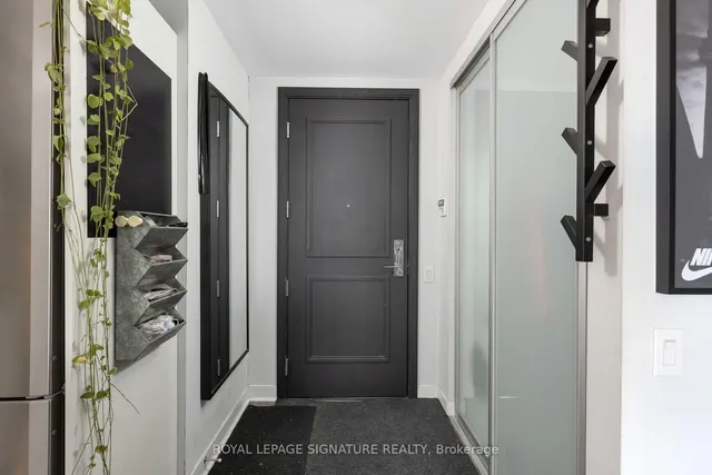 88 Park Lawn Rd #1903, Toronto 2