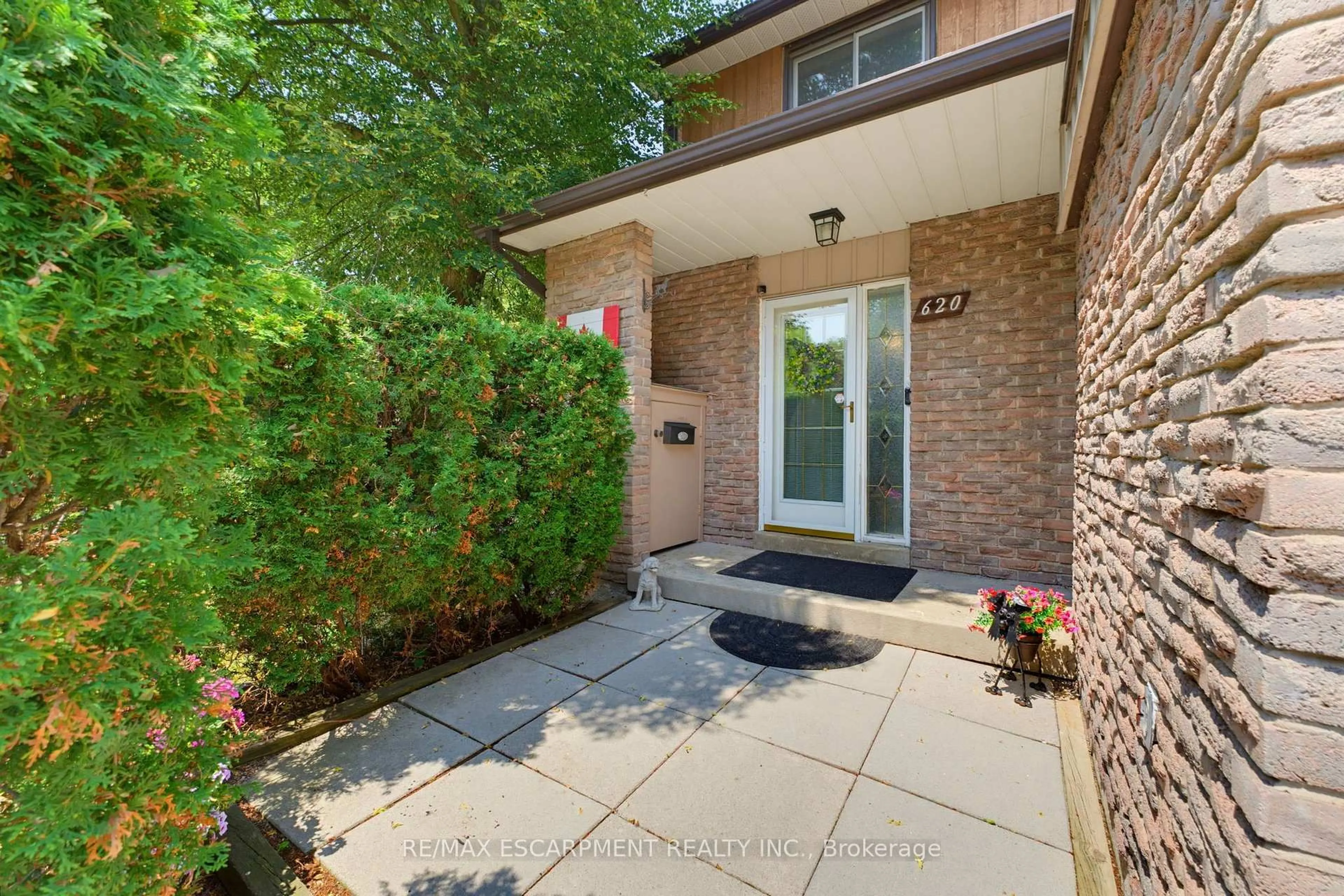 Unknown for 620 Forestwood Cres, Burlington Ontario L7L 4K5