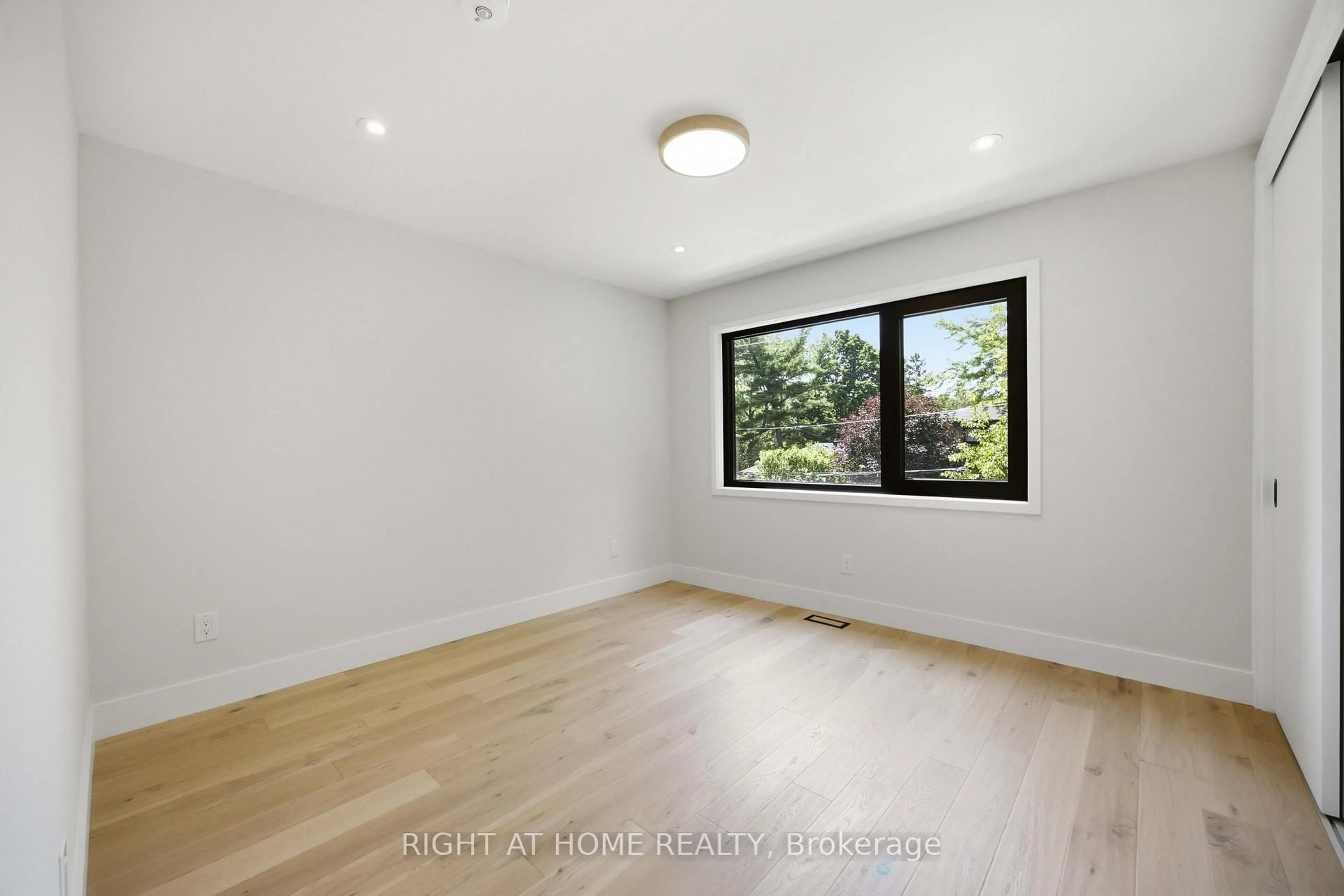 A pic of a room for 41 Bonnyview Dr, Toronto Ontario M8Y 3G7