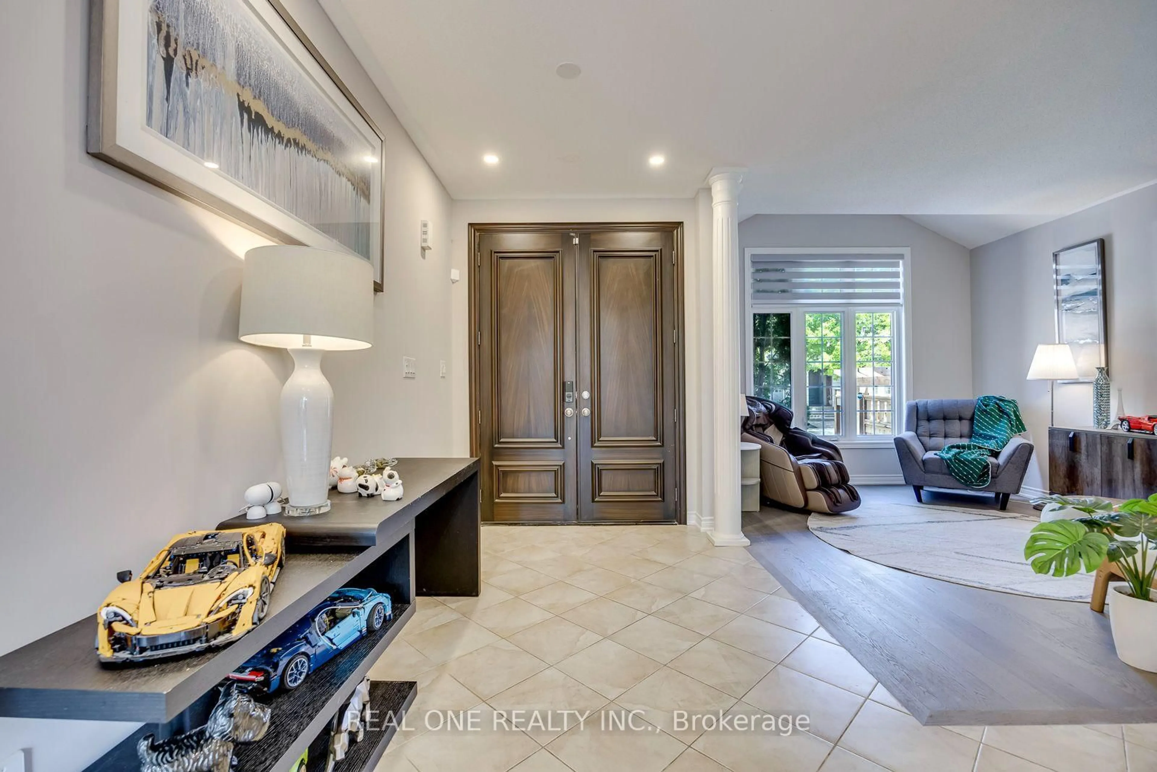 Indoor entryway for 238 Nautical Blvd, Oakville Ontario L6L 0B9