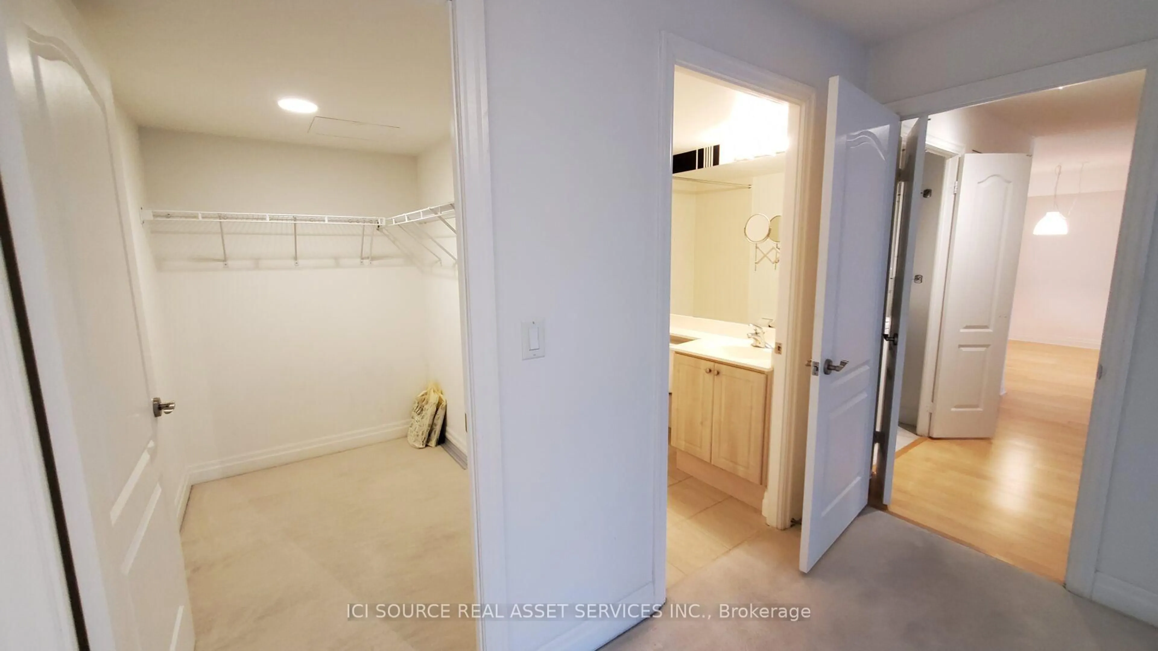 Unknown for 2119 Lake Shore Blvd #316, Toronto Ontario M8V 4E8