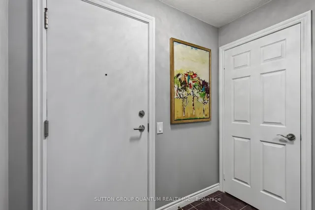 5233 Dundas St #723, Toronto 5