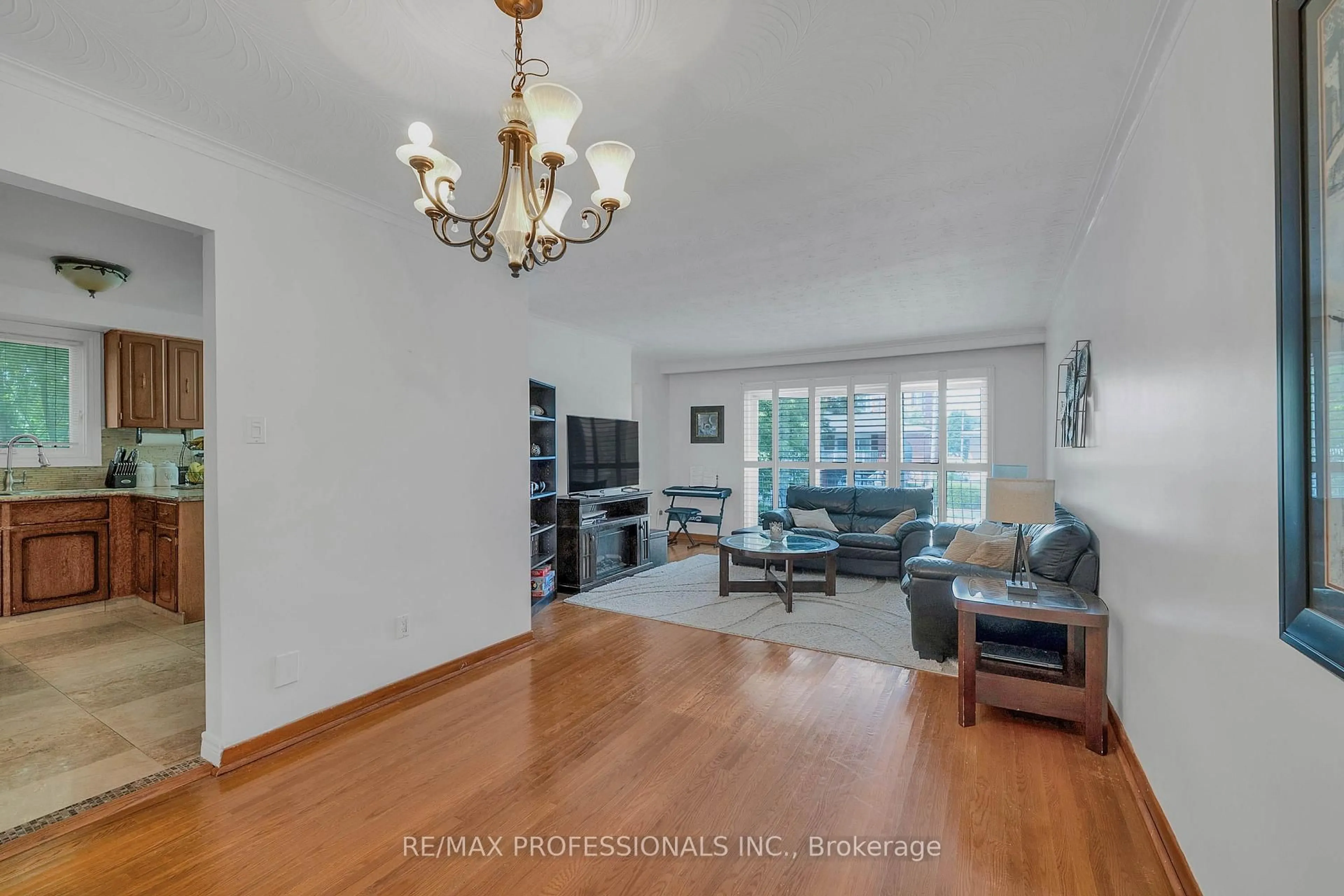 Living room with furniture, unknown for 23 Anthia Dr, Toronto Ontario M9L 1K6