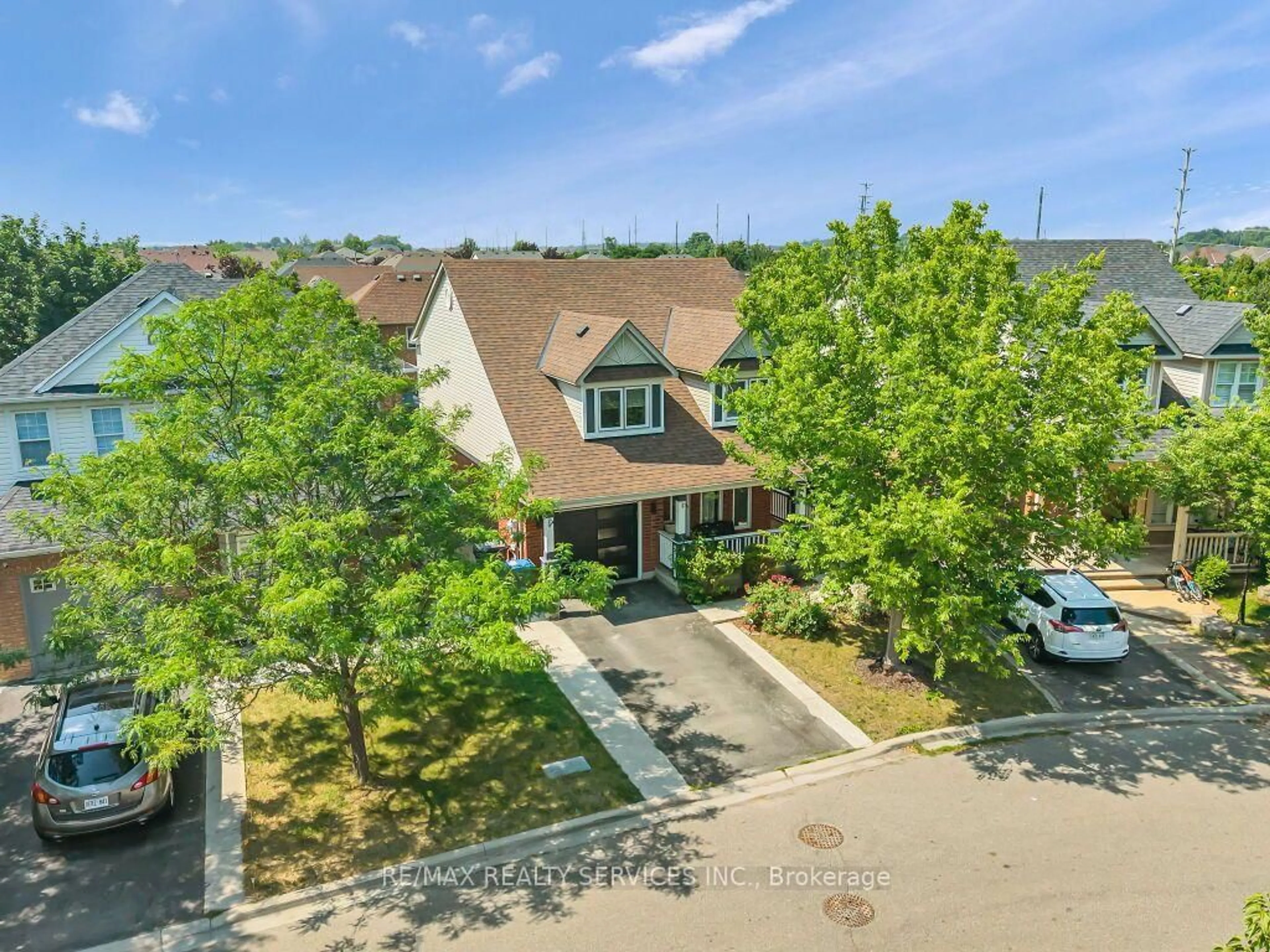 A pic from outside/outdoor area/front of a property/back of a property/a pic from drone, street for 34 Allness Rd, Brampton Ontario L7A 3N6