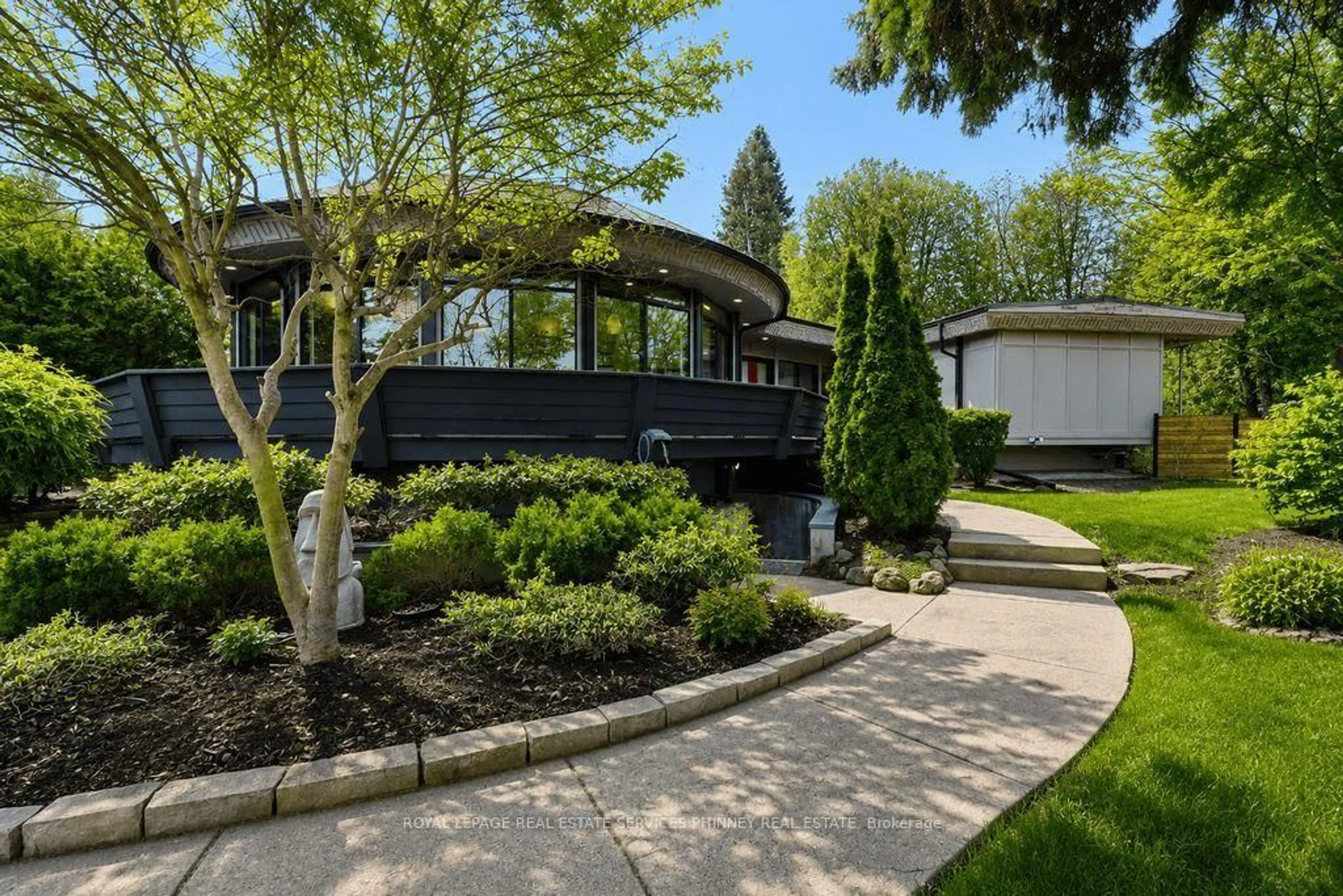 Home with vinyl exterior material, street for 1352 Nocturne Crt, Mississauga Ontario L5H 2L8