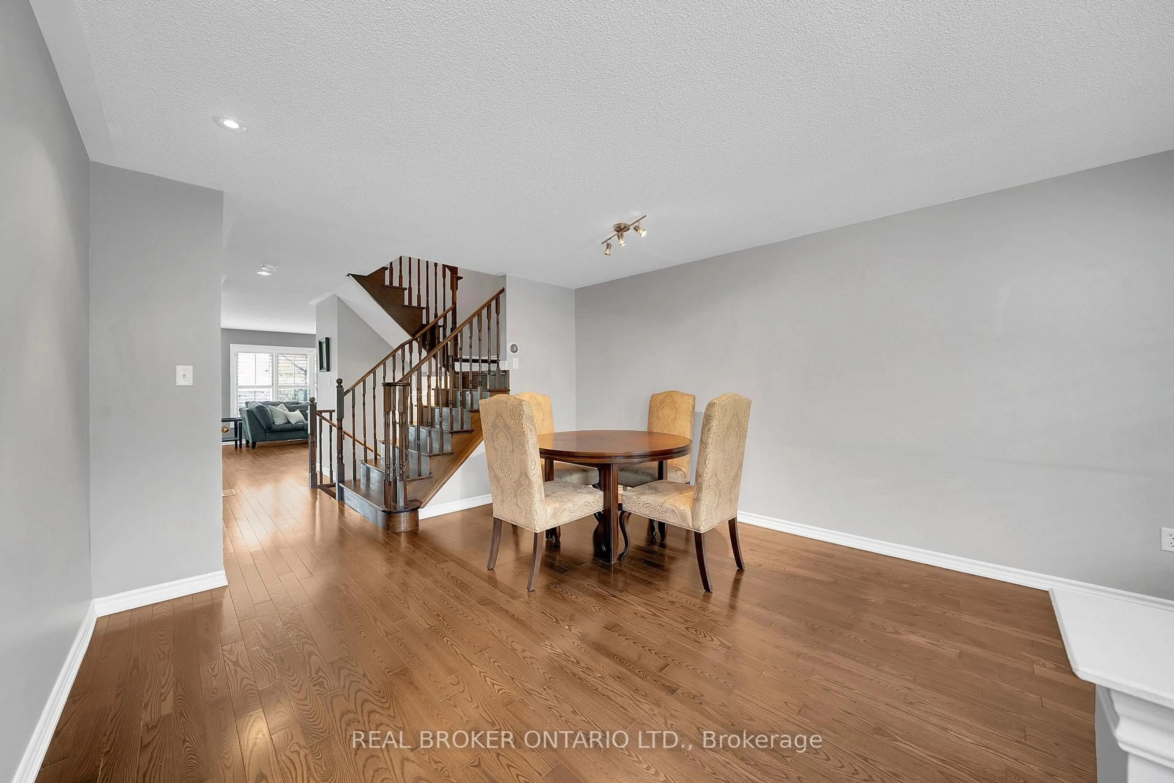 Unknown for 134 Mccready Dr, Milton Ontario L9T 0V5