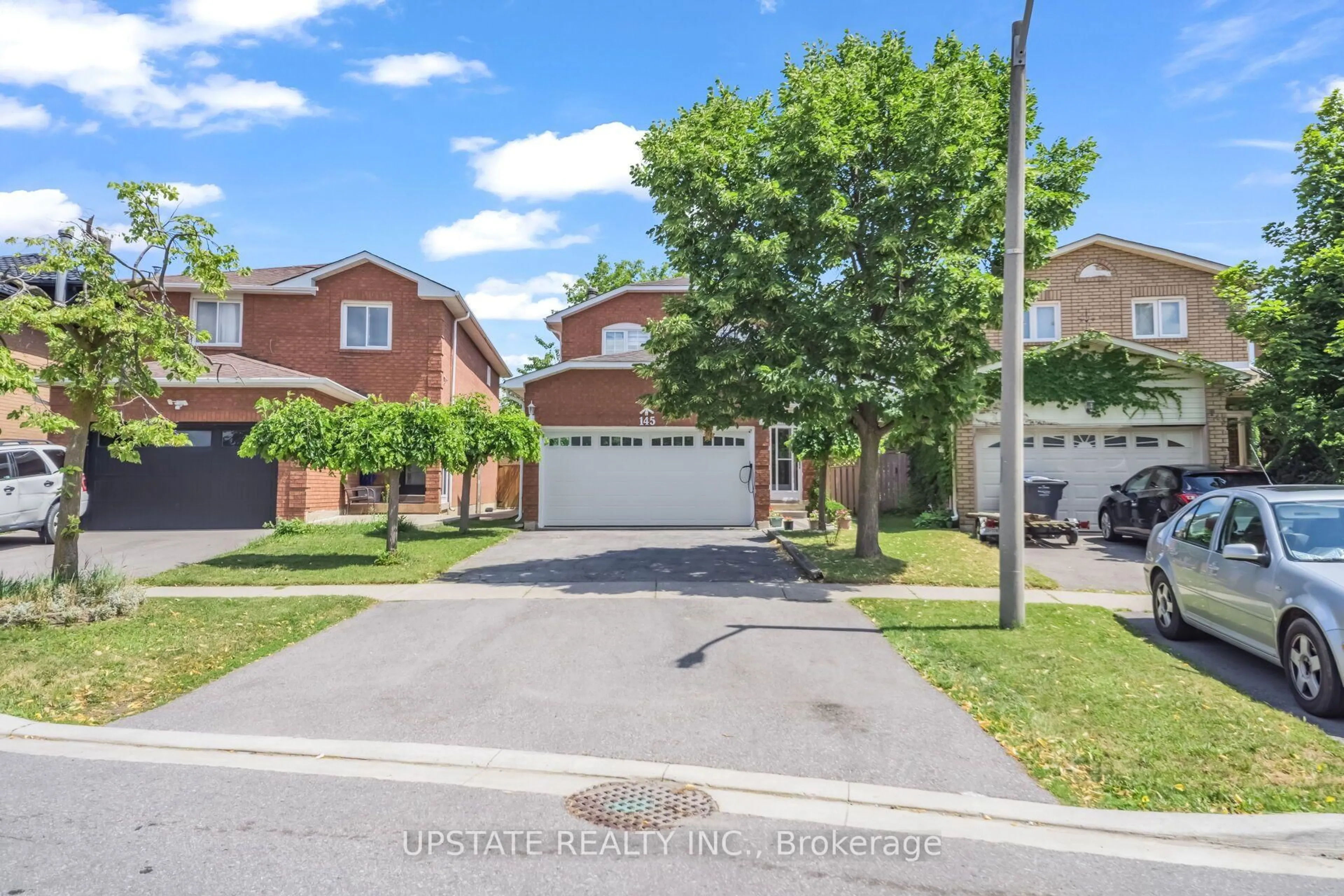 A pic from outside/outdoor area/front of a property/back of a property/a pic from drone, street for 145 Valonia Dr, Brampton Ontario L6V 4J1