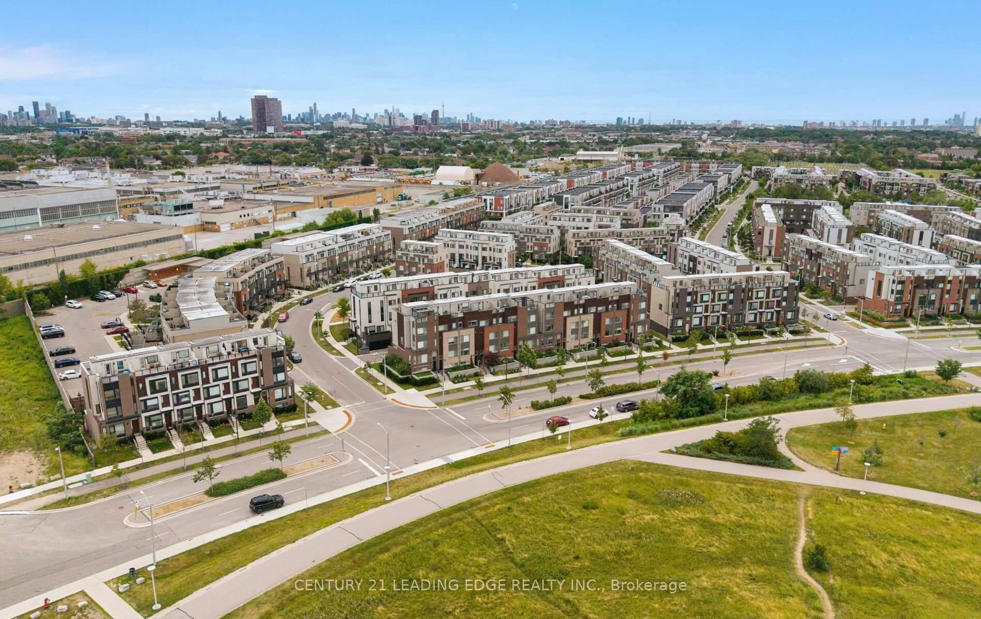 A pic from outside/outdoor area/front of a property/back of a property/a pic from drone, city buildings view from balcony for 265 Downsview Park Blvd, Toronto Ontario M3K 0B6