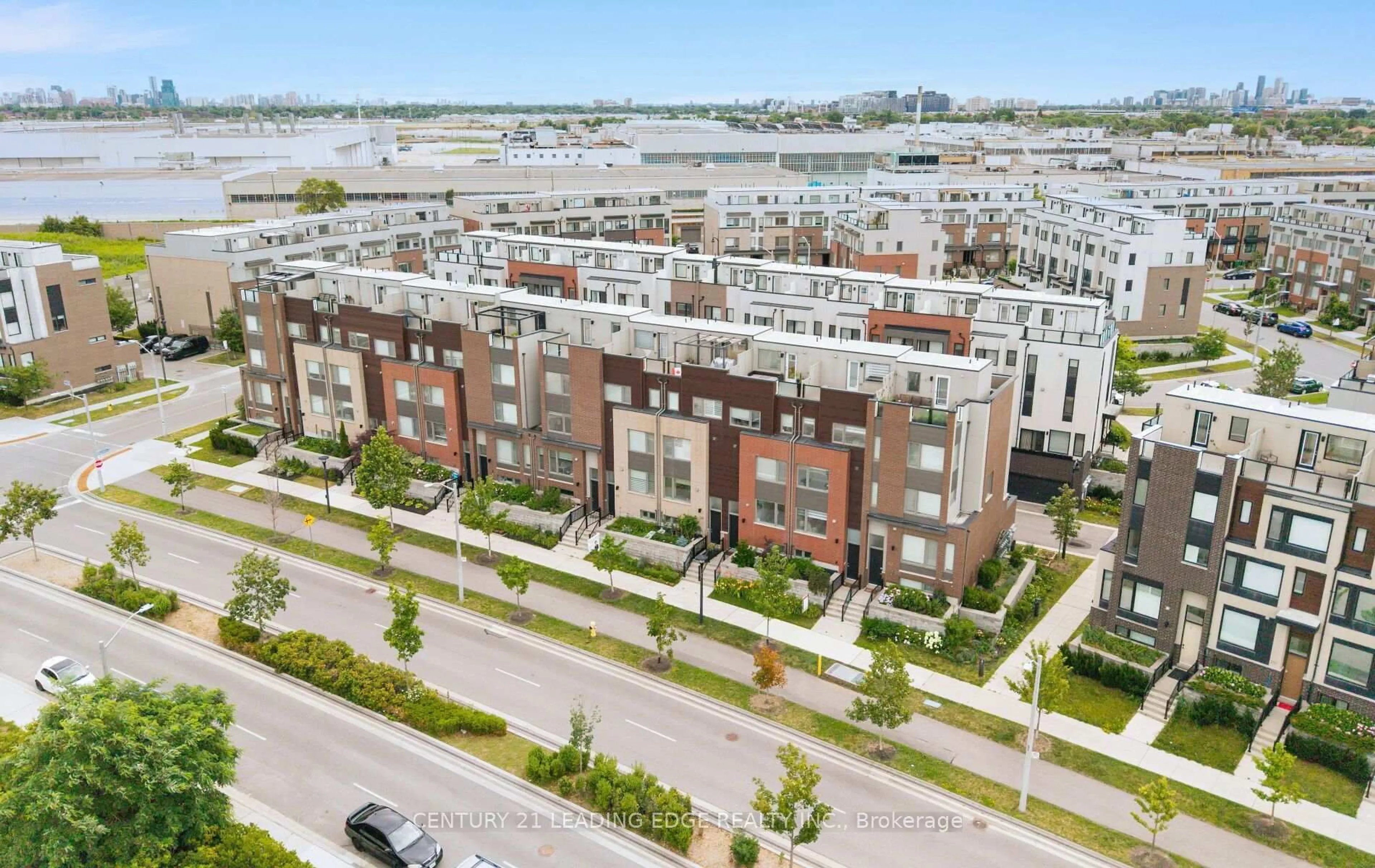 A pic from outside/outdoor area/front of a property/back of a property/a pic from drone, city buildings view from balcony for 265 Downsview Park Blvd, Toronto Ontario M3K 0B6