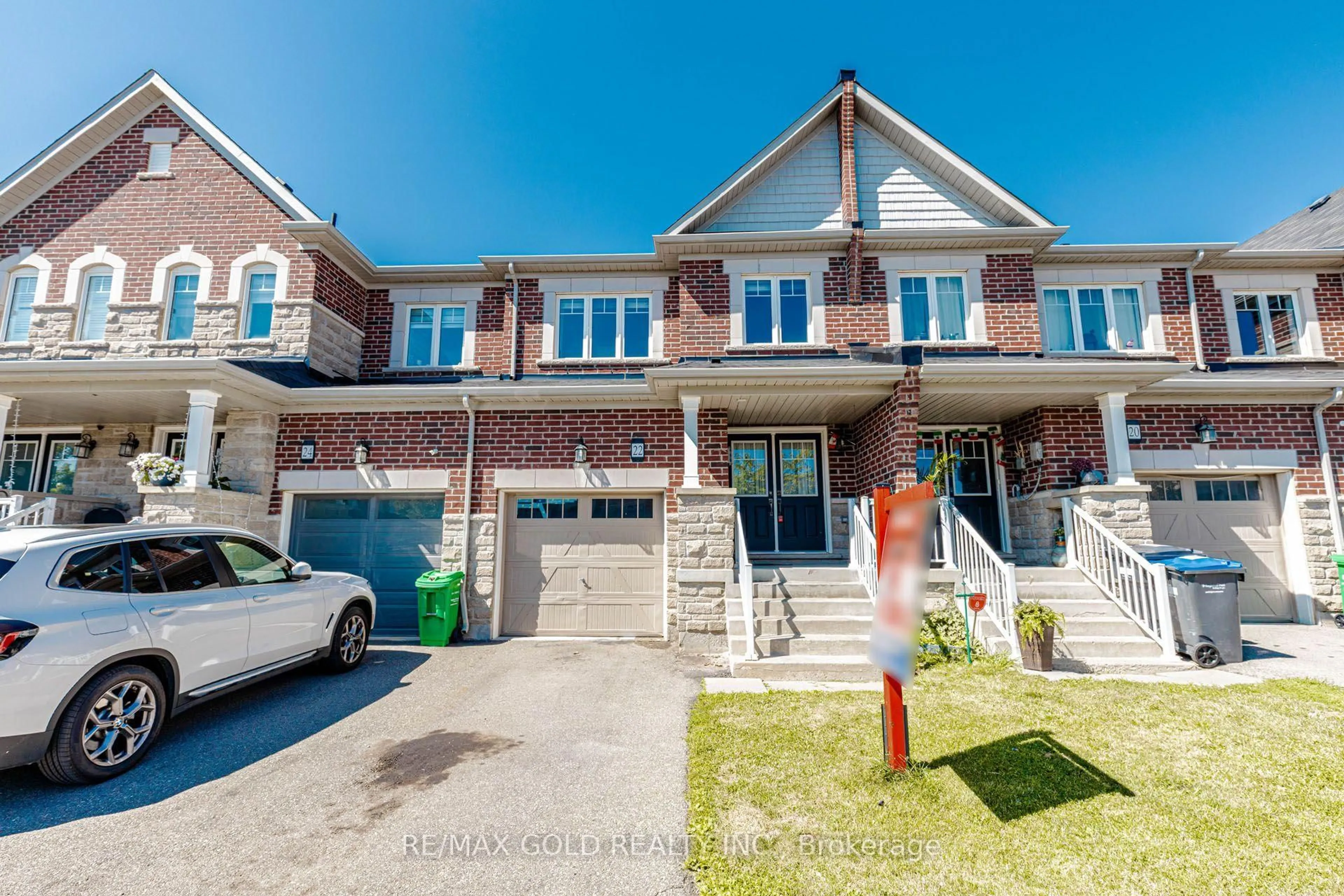 Home with brick exterior material, street for 22 clinton St, Brampton Ontario L7A 4K8