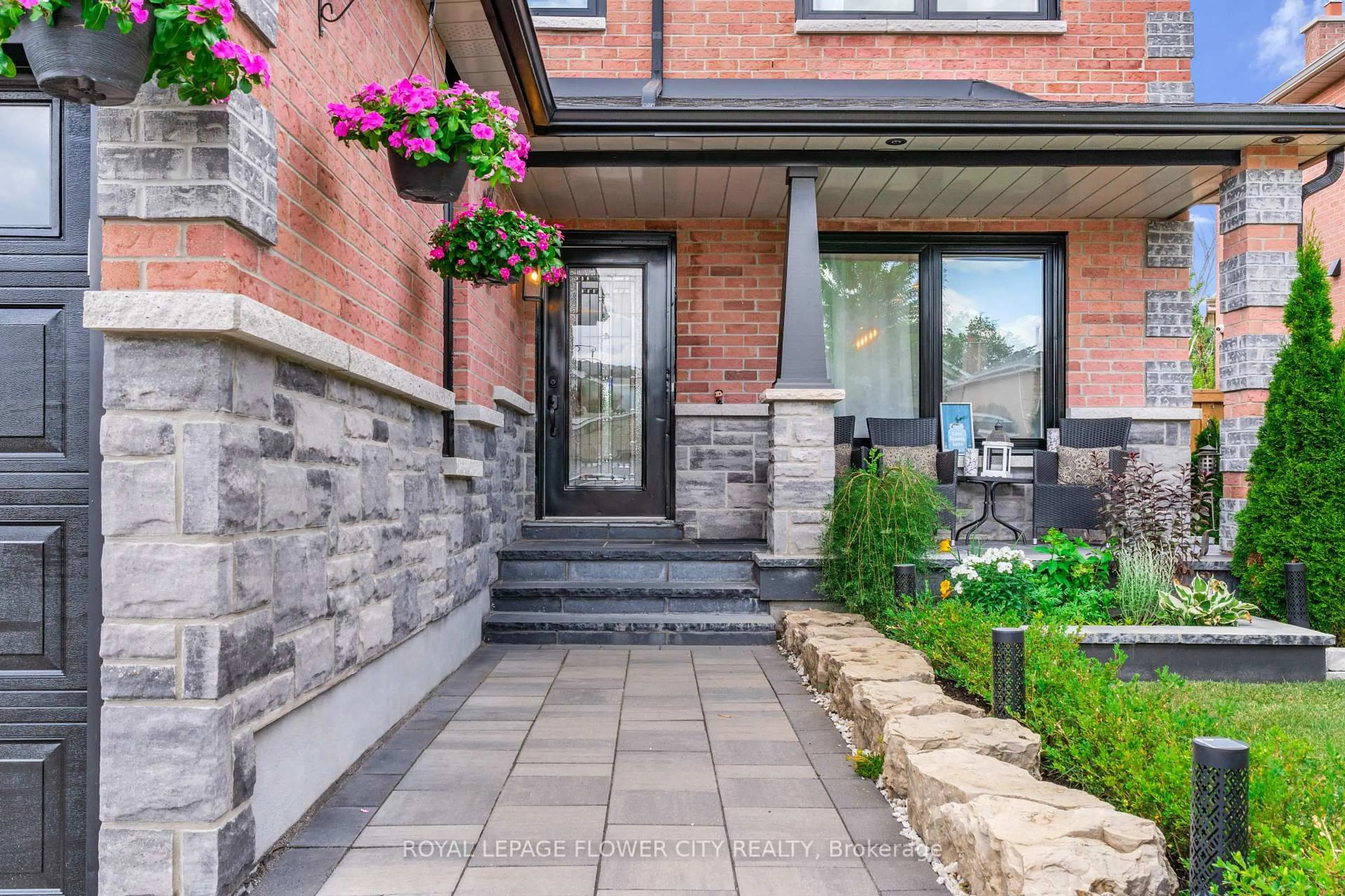 Home with brick exterior material, street for 75 St Michaels Cres, Caledon Ontario L7E 5Y5