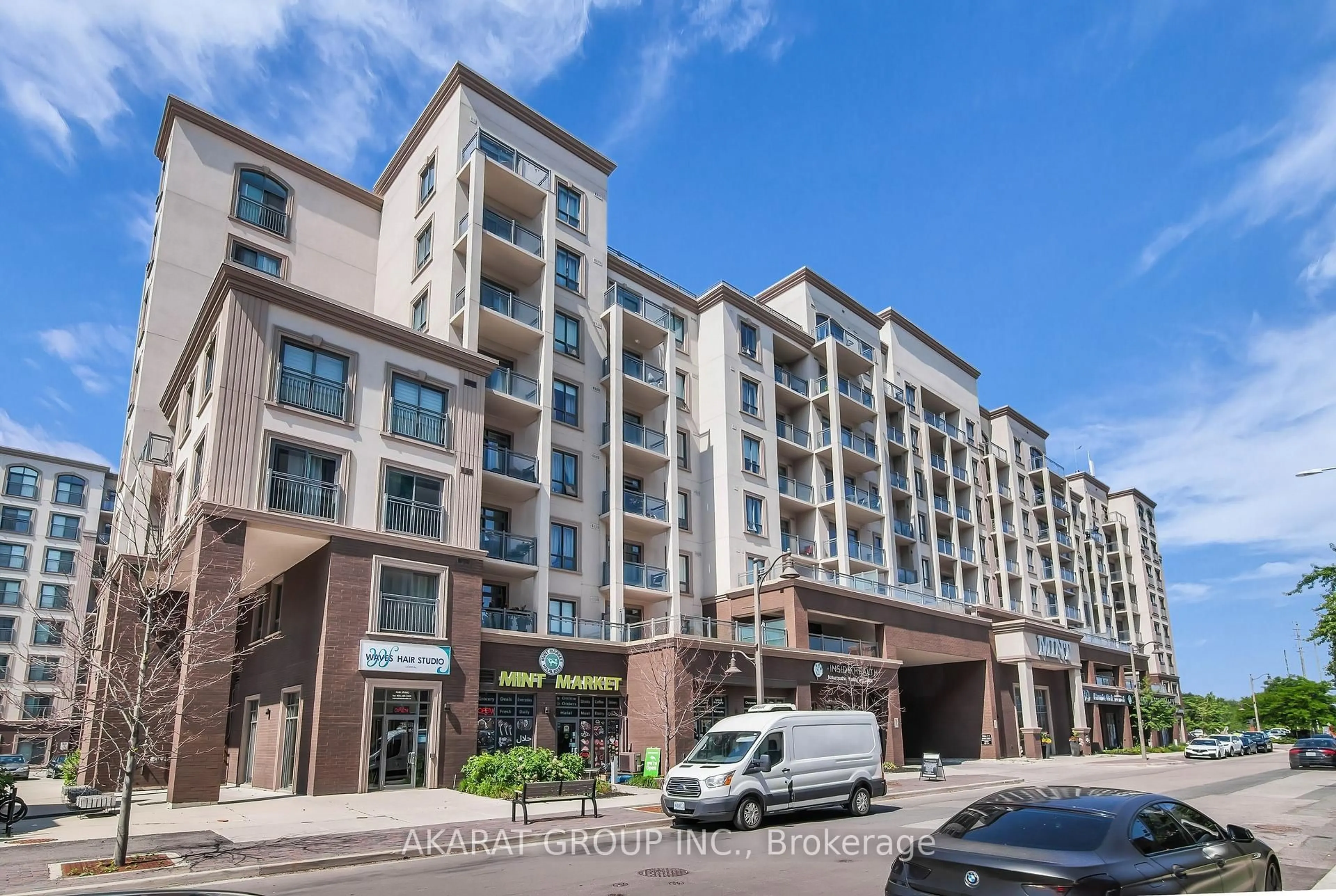 A pic from outside/outdoor area/front of a property/back of a property/a pic from drone, building for 2486 Old Bronte Rd #803, Oakville Ontario L6M 0Y4