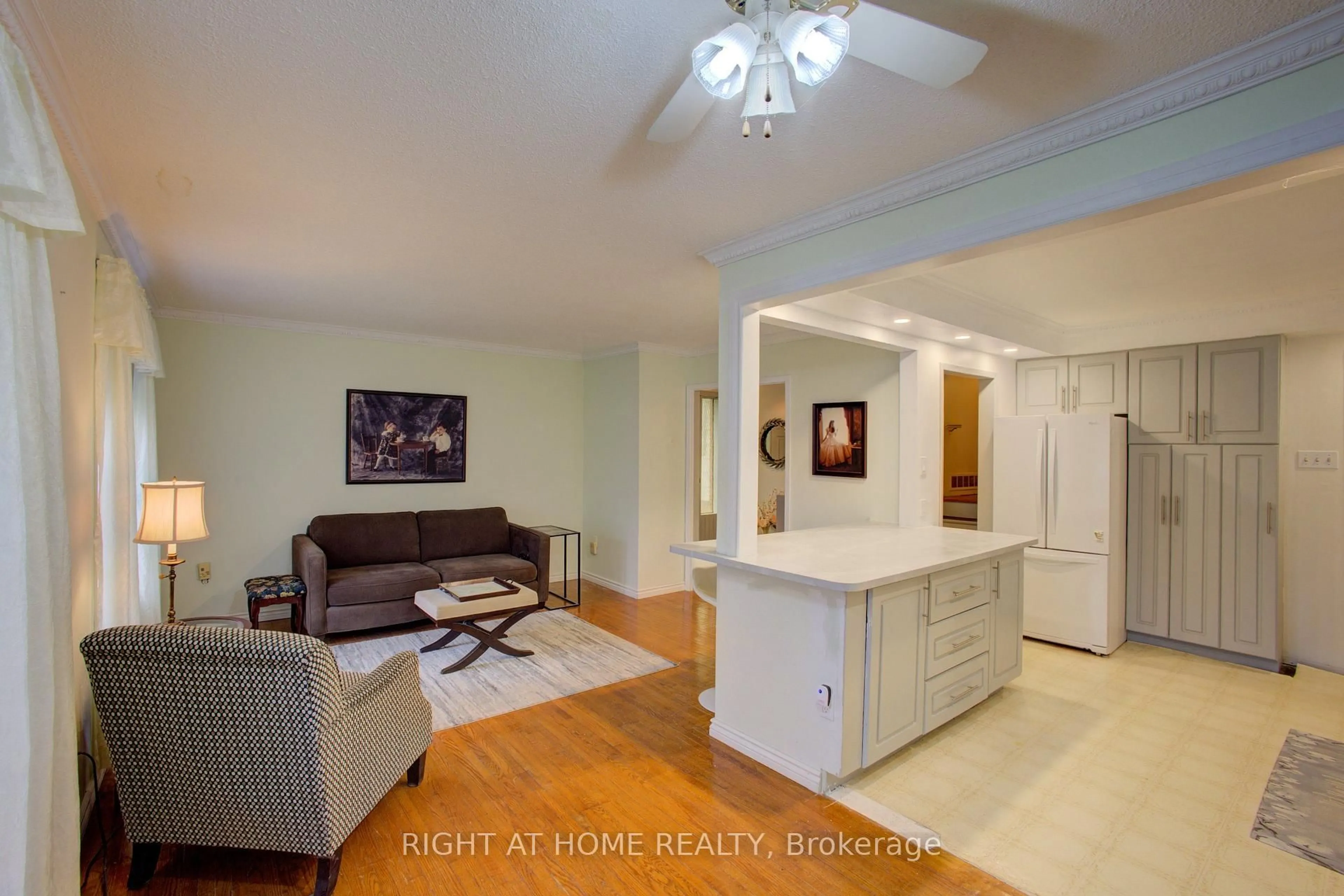 Unknown for 30 Parkview Dr, Orangeville Ontario L9W 1T3