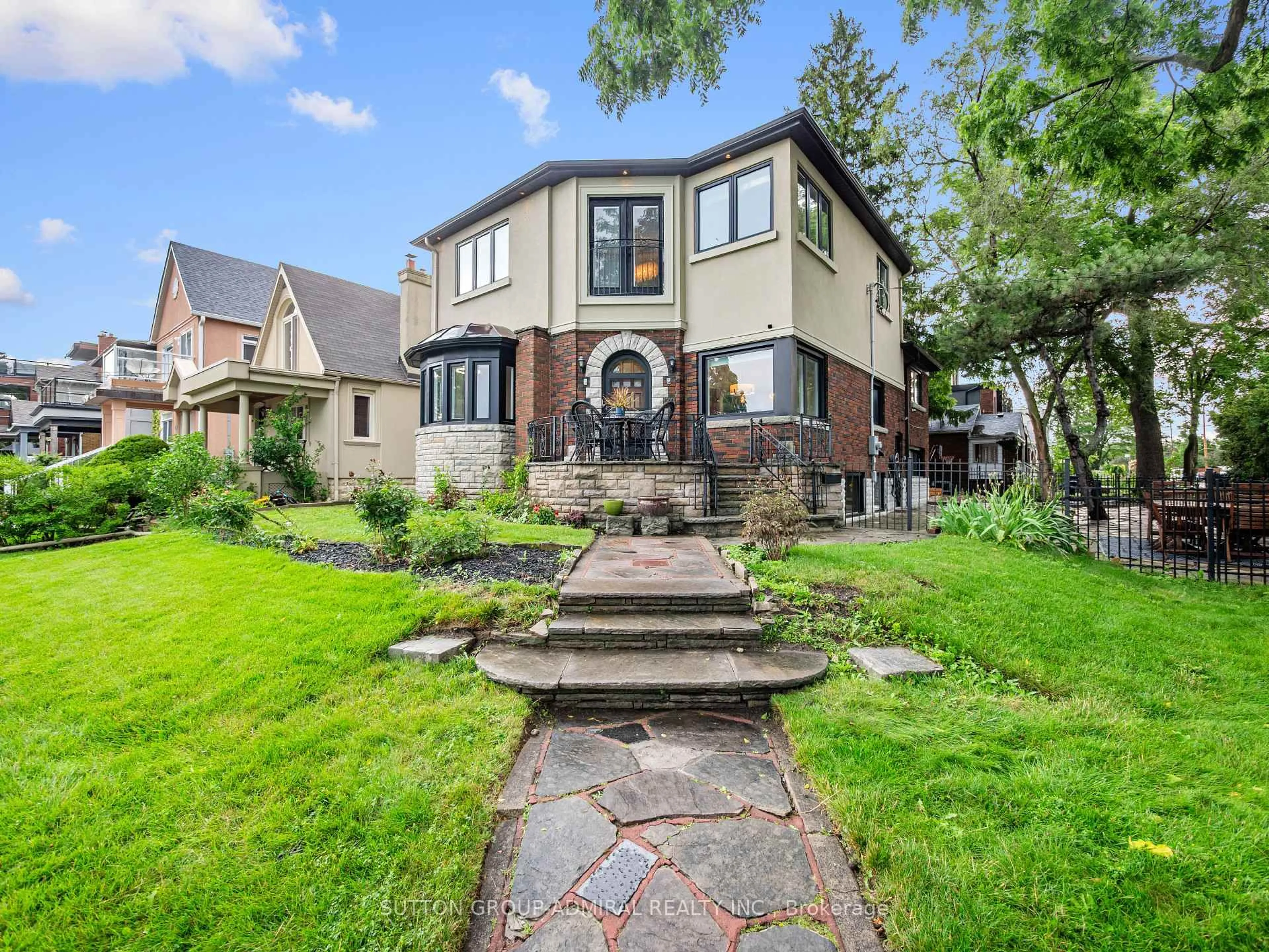 Home with brick exterior material, street for 70 Lake Shore Dr, Toronto Ontario M8V 1Z9