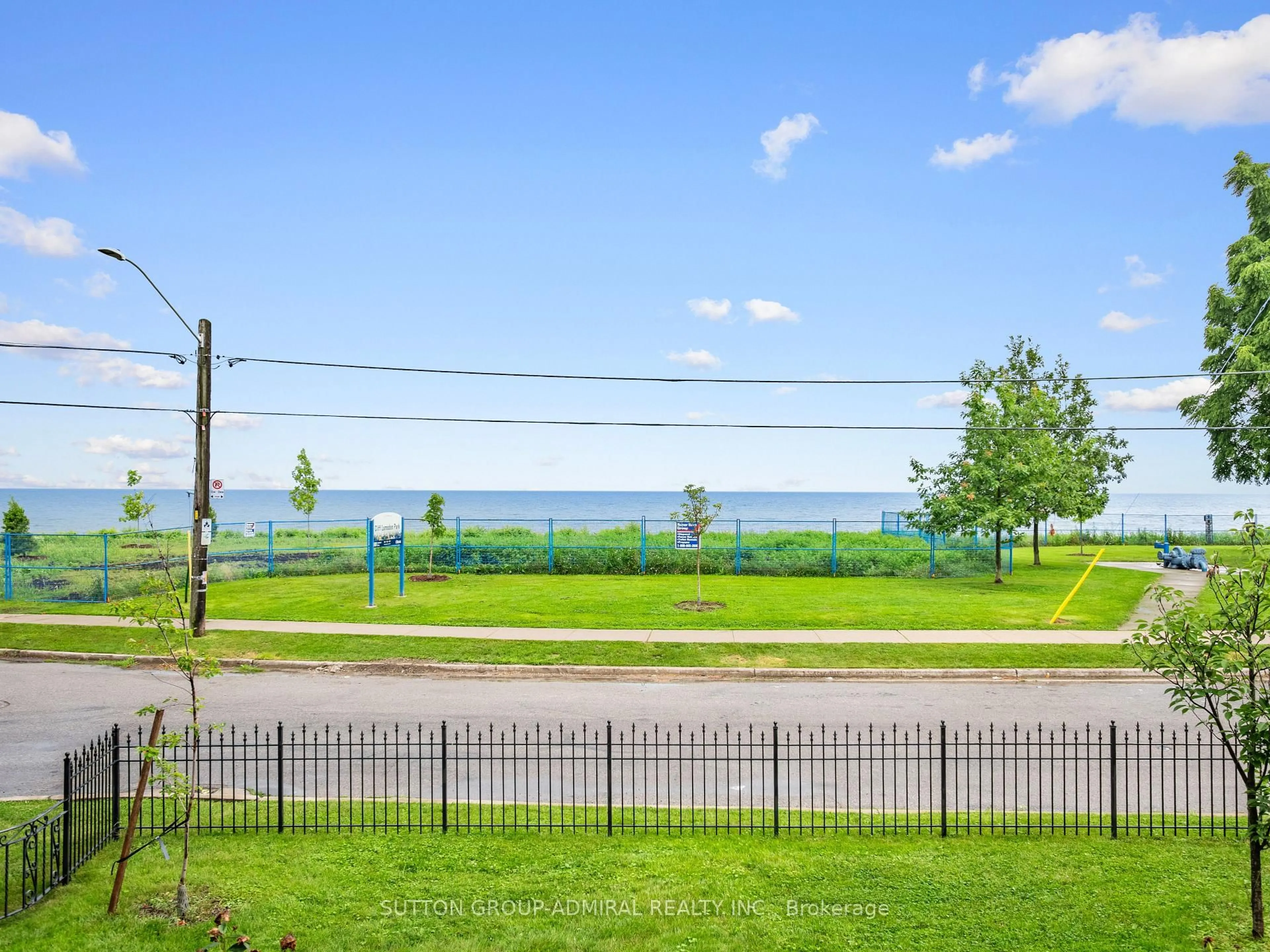Patio, water/lake/river/ocean view for 70 Lake Shore Dr, Toronto Ontario M8V 1Z9