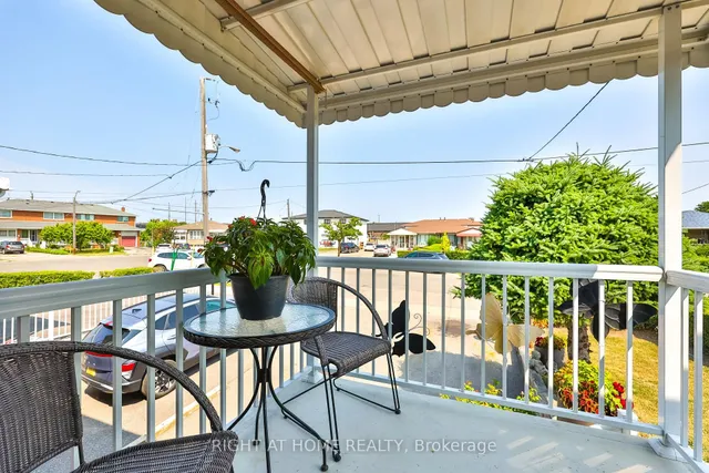 25 Larchwood Rd, Toronto 5