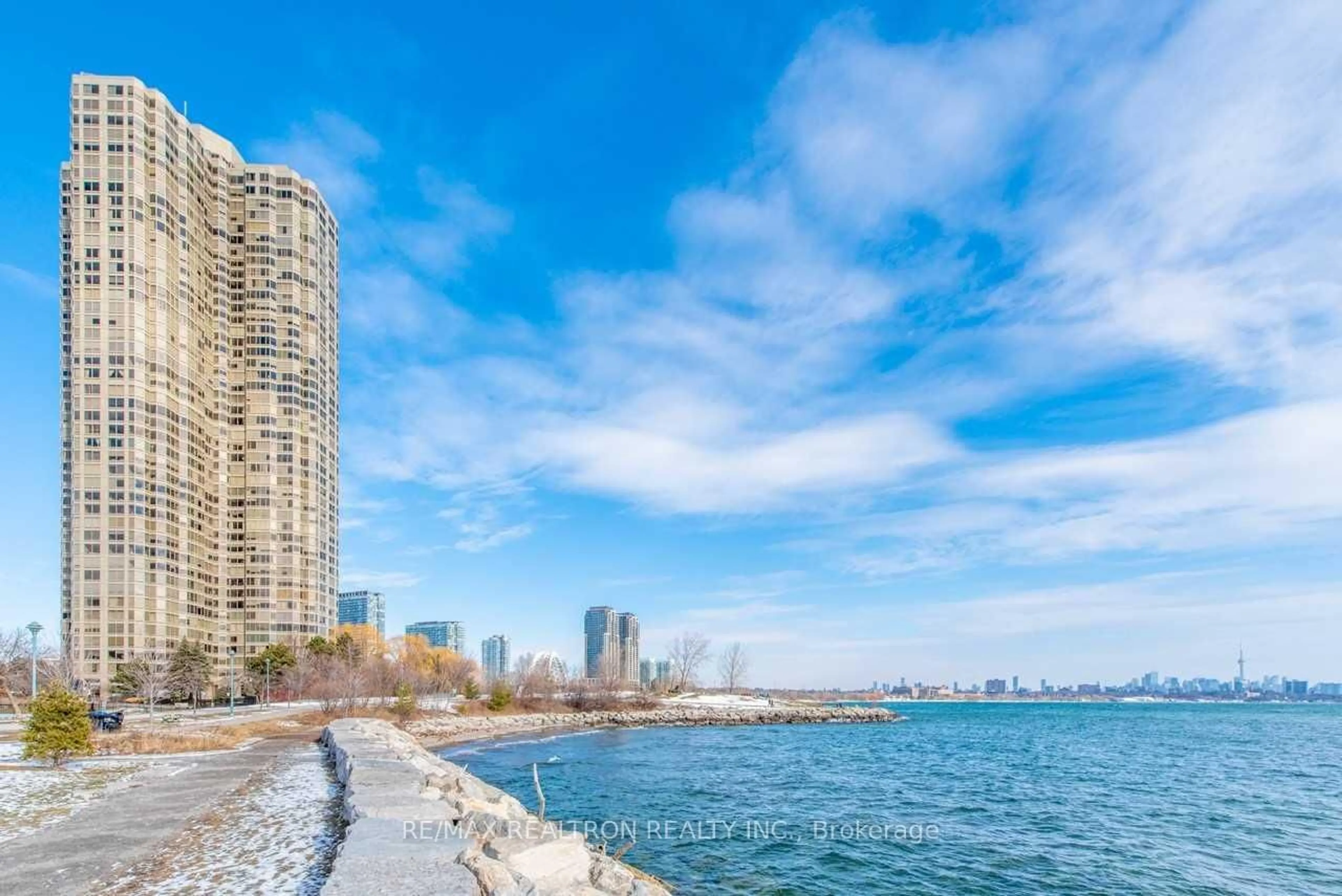 Unknown for 1 Palace Pier Crt #3511, Toronto Ontario M8V 3W9