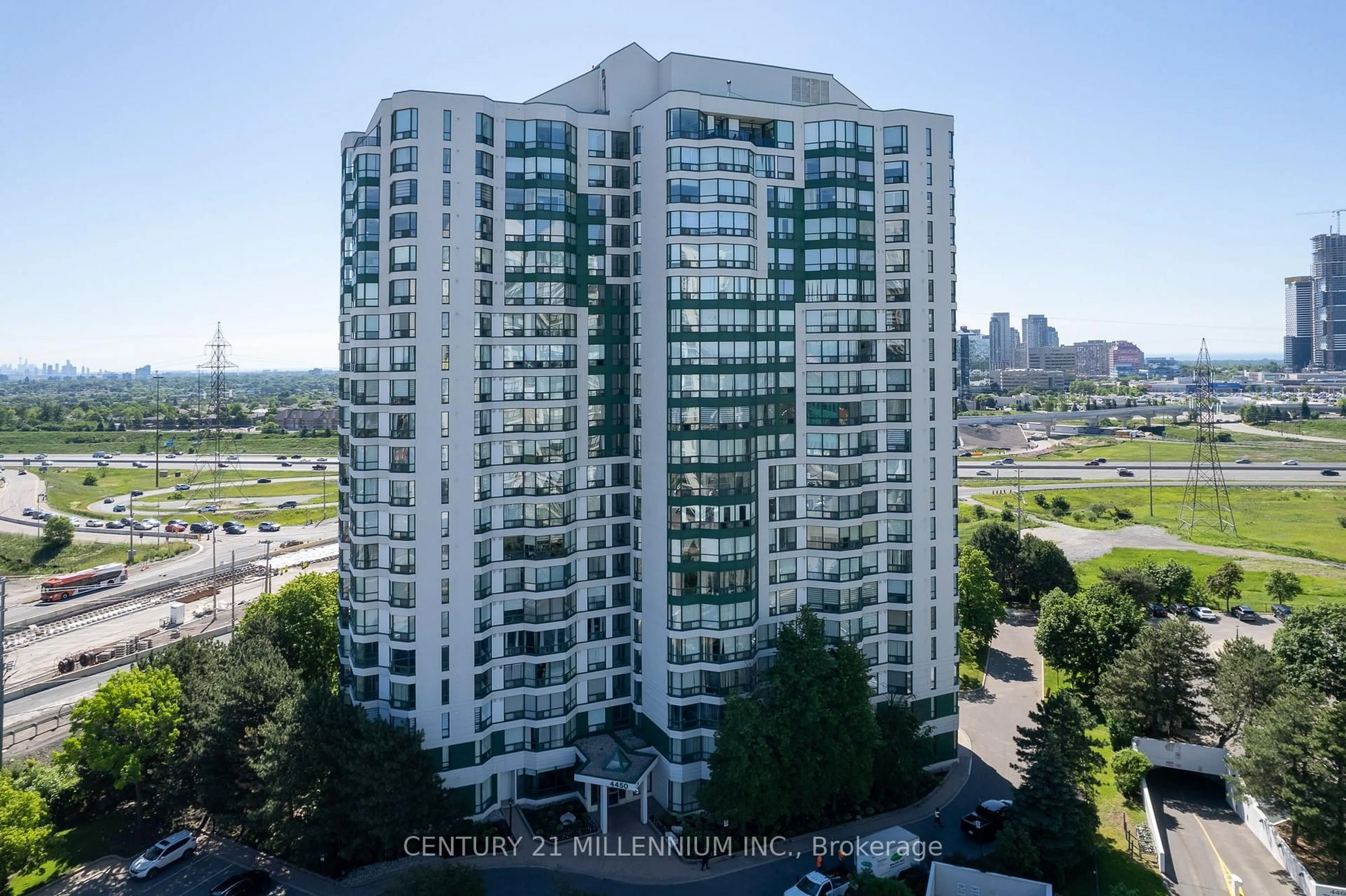 A pic from outside/outdoor area/front of a property/back of a property/a pic from drone, city buildings view from balcony for 4450 Tucana Crt #902, Mississauga Ontario L5R 3R4