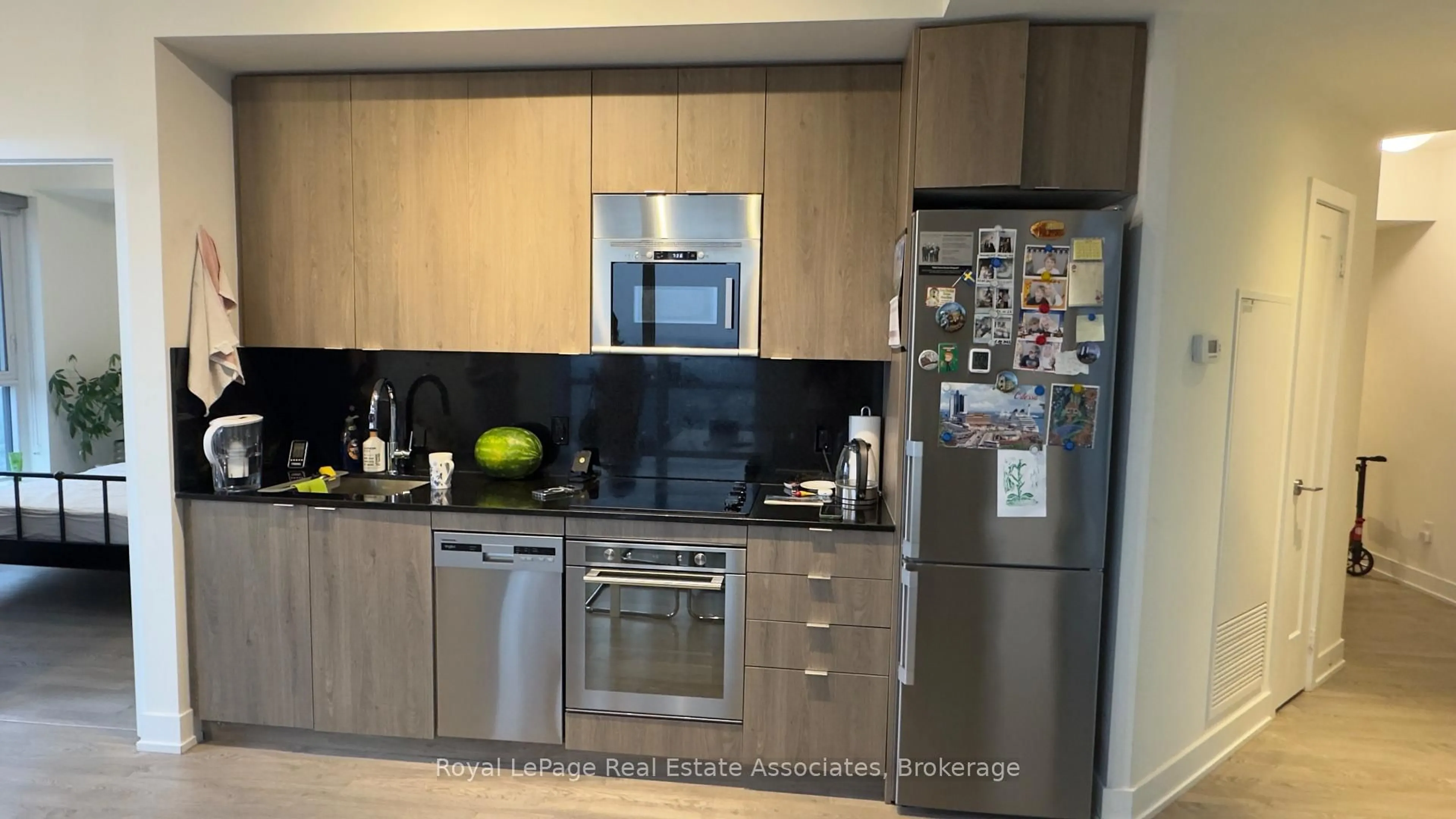 Standard kitchen, unknown for 5 Mabelle Ave #3433, Toronto Ontario M9A 0C8