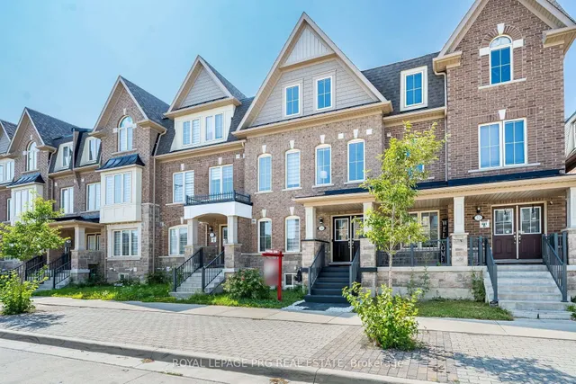 30 Remembrance Rd, Brampton 4