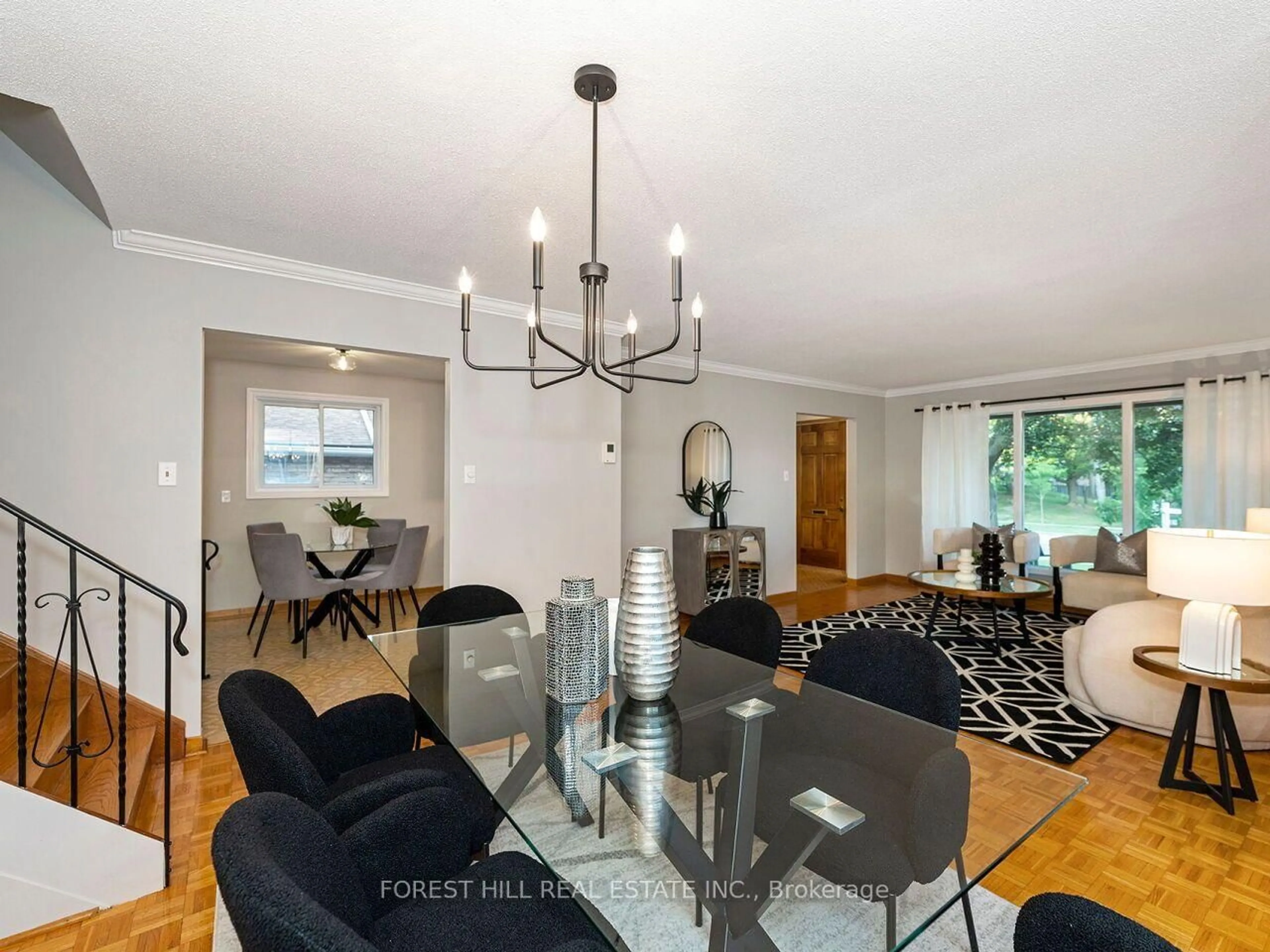 Dining room, unknown for 6193 Montevideo Rd, Mississauga Ontario L5N 2E8