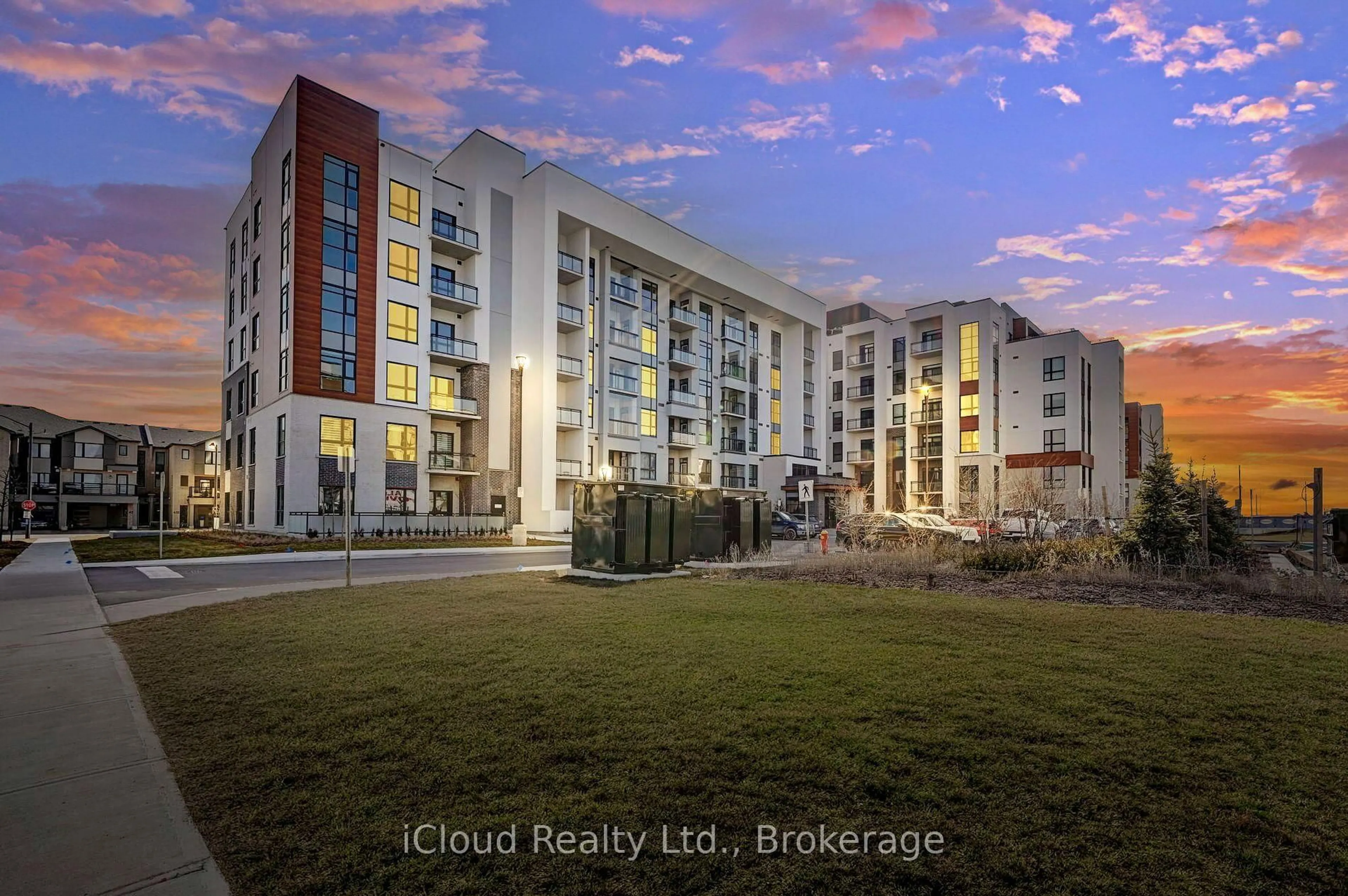 A pic from outside/outdoor area/front of a property/back of a property/a pic from drone, building for 460 Gordon Krantz Ave #612, Milton Ontario L9E 1Z2