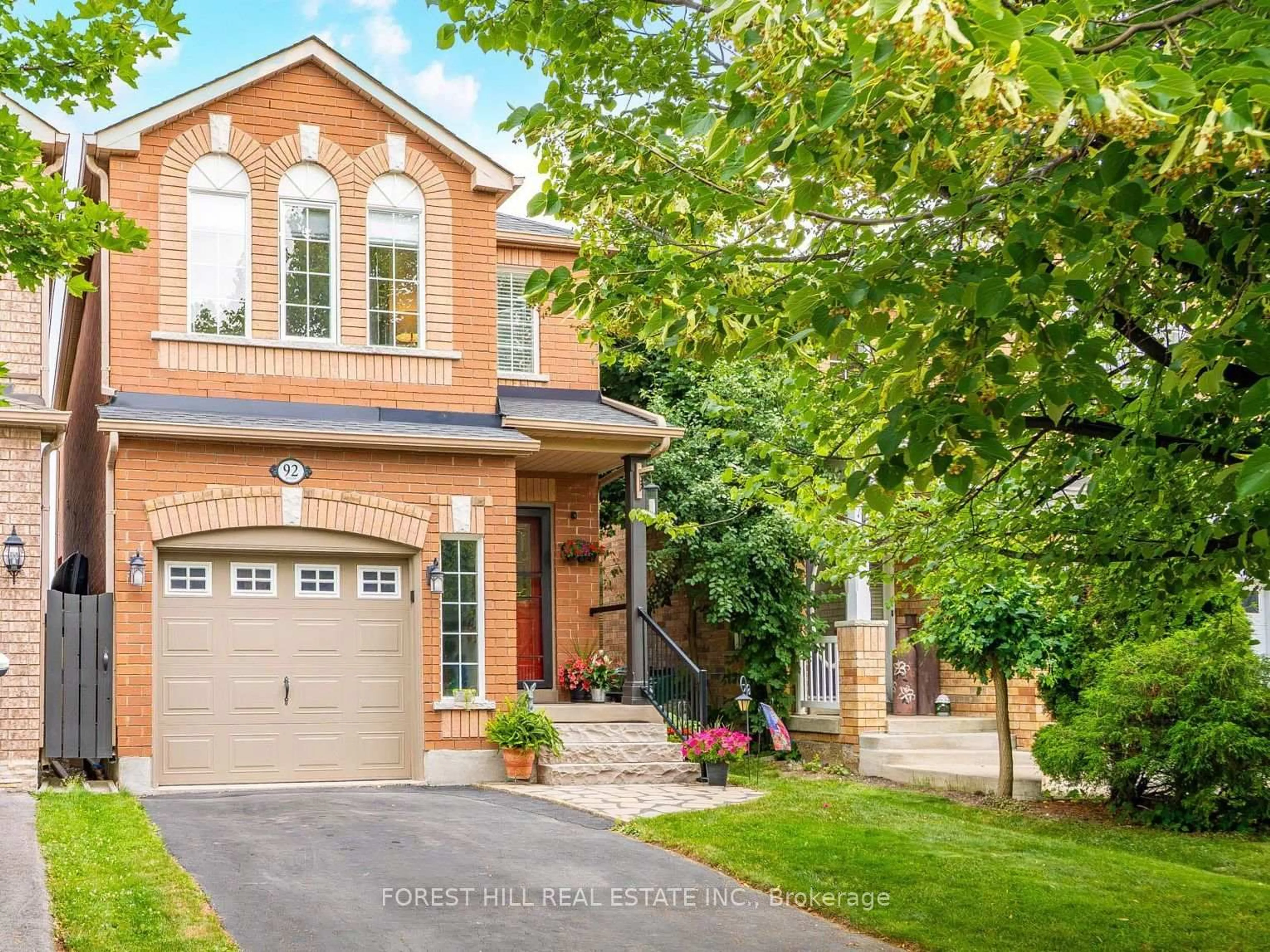 Home with brick exterior material, street for 92 Senator Way, Caledon Ontario L7E 2S6