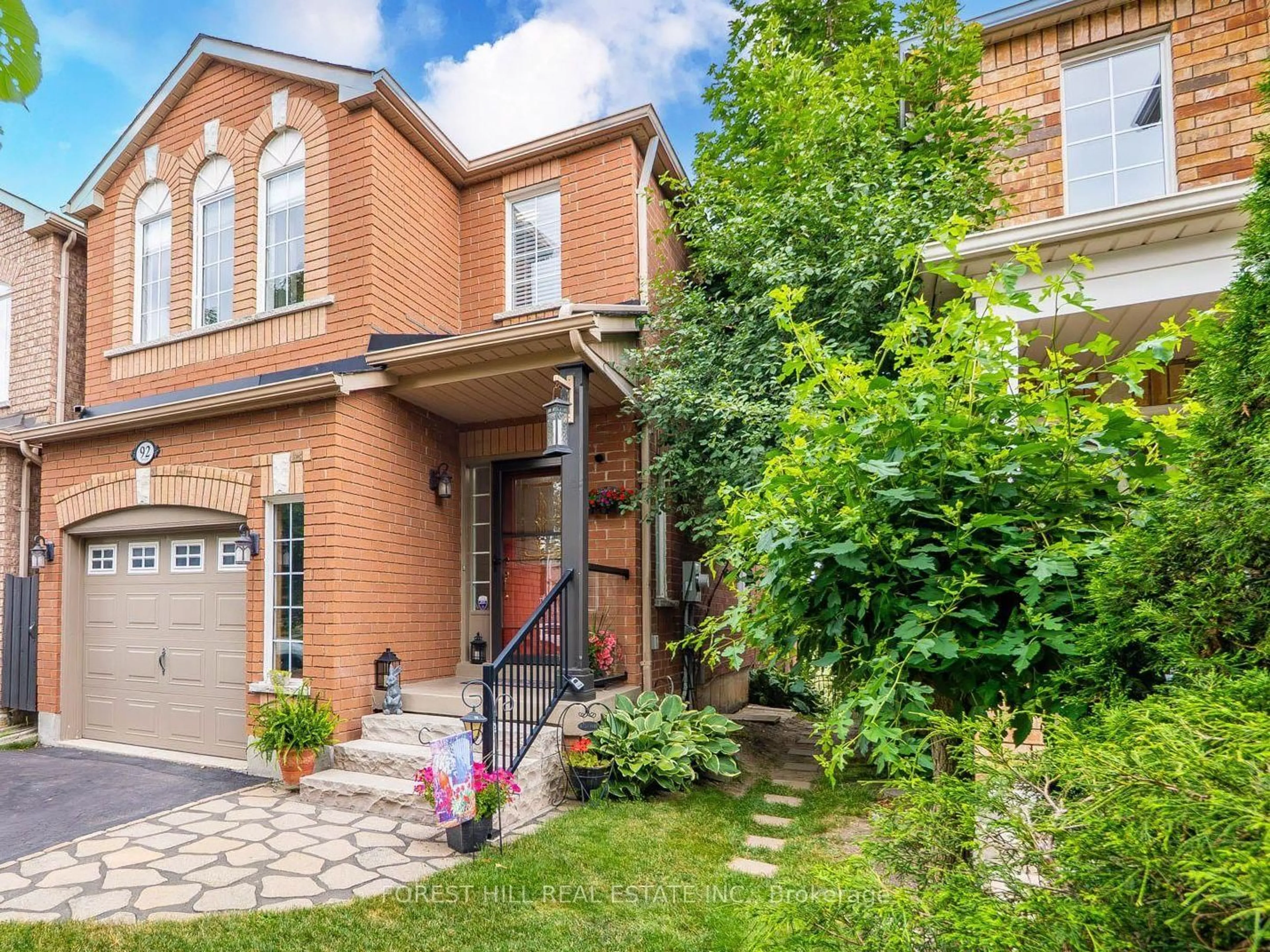 Home with brick exterior material, street for 92 Senator Way, Caledon Ontario L7E 2S6